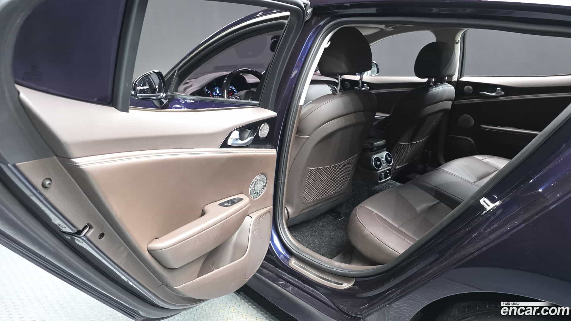Stinger Kia 2017.7-INNER-036