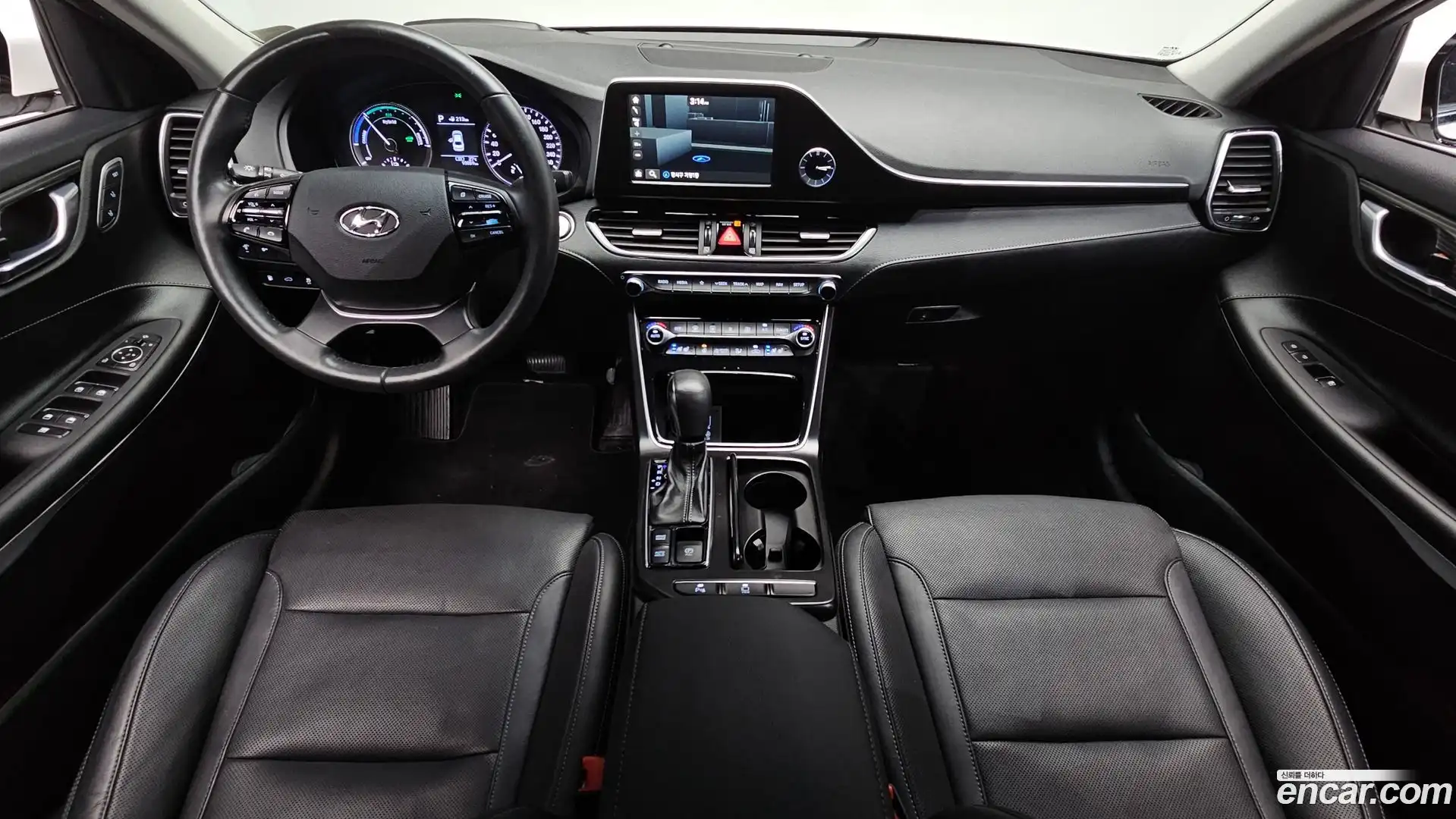 Grandeur Hyundai 2017.6-INNER-007