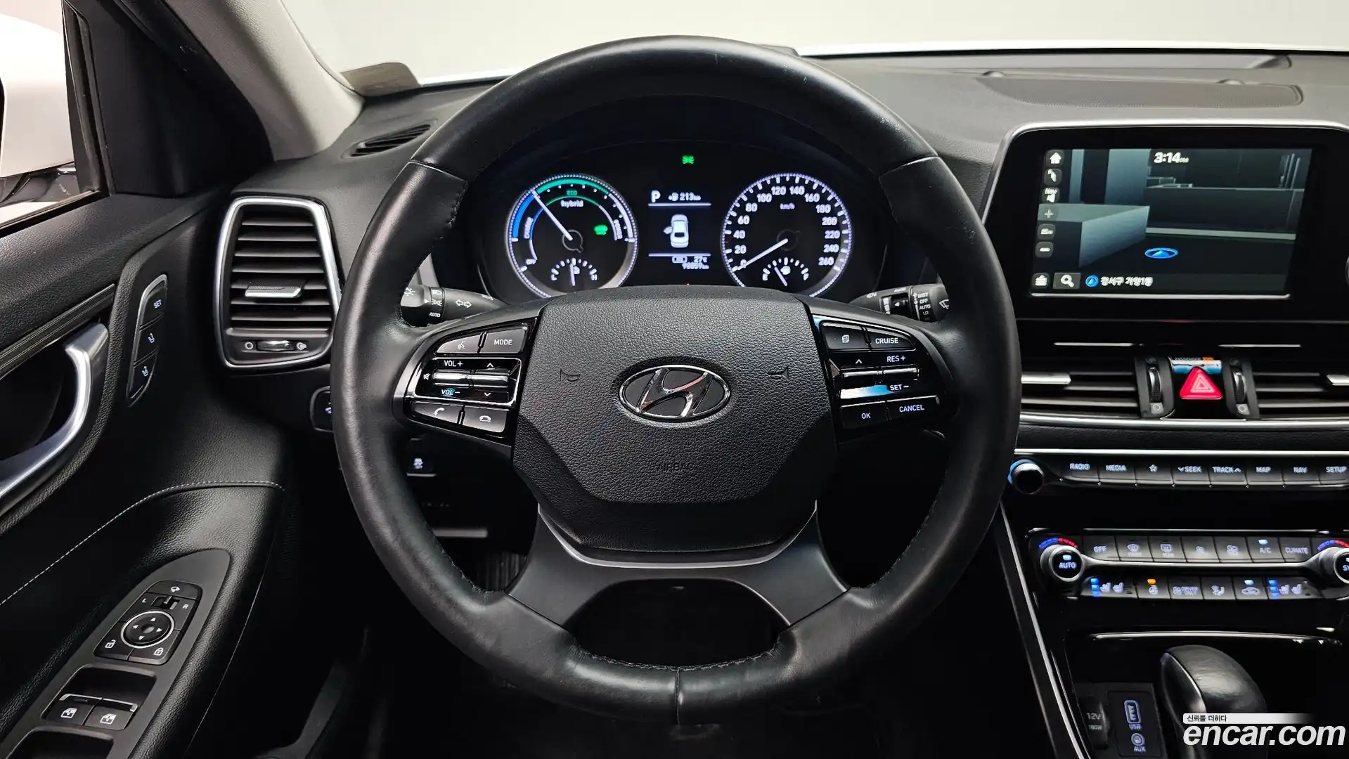 Grandeur Hyundai 2017.6-OPTION-017