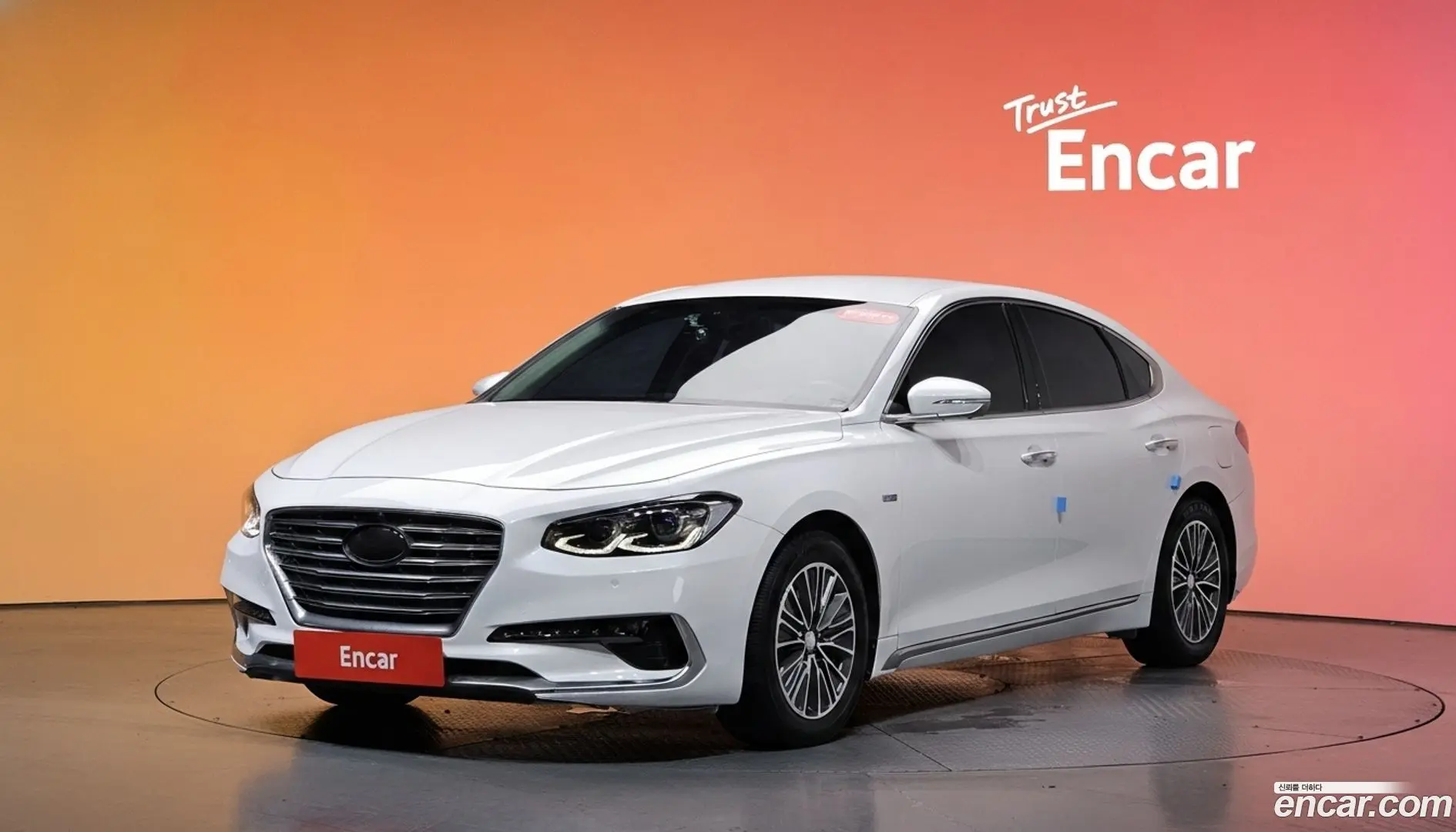 Main__Slider__Photo:Grandeur Hyundai 2017.6-0