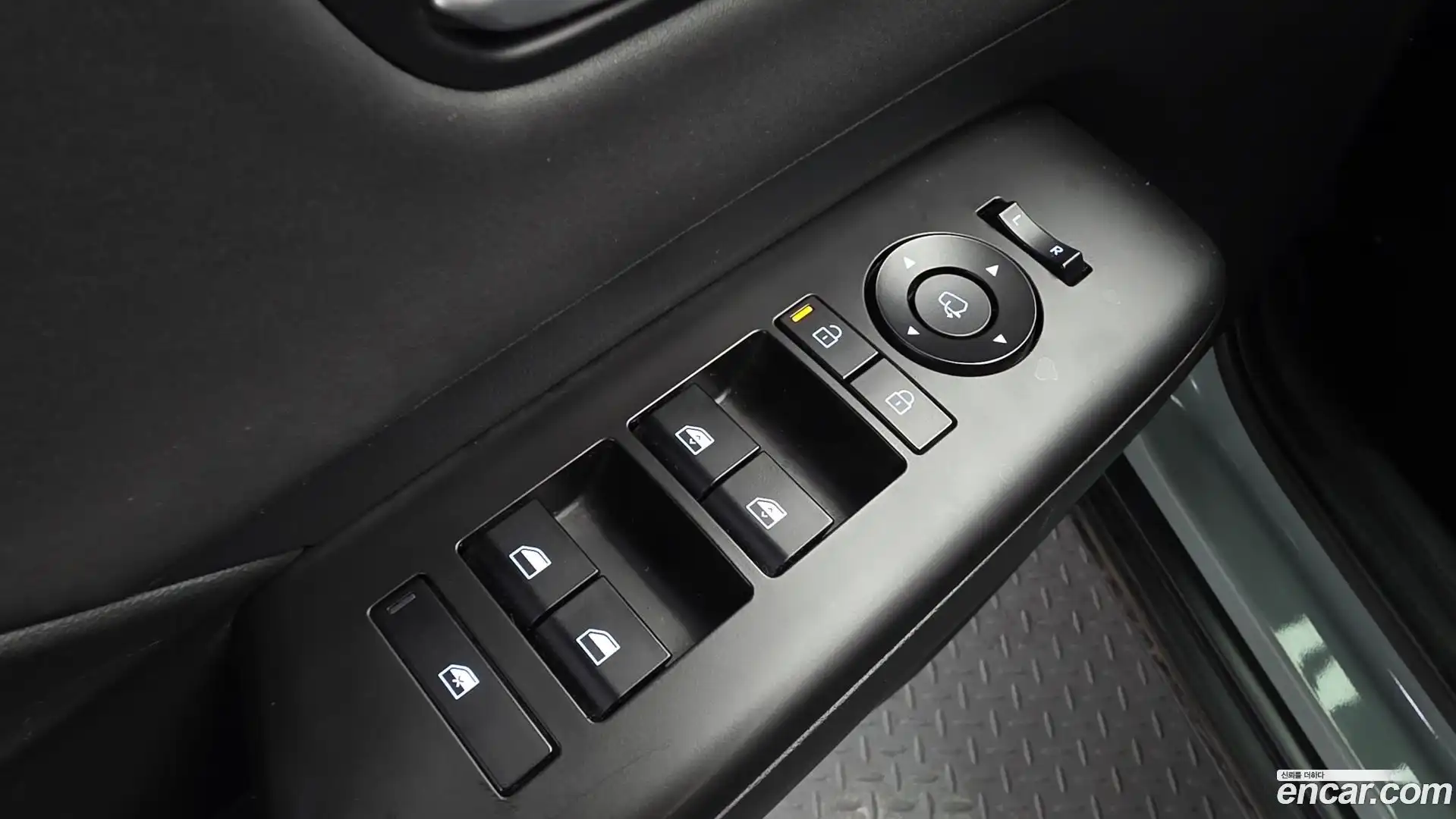 Kona Hyundai 2023.6-OPTION-041