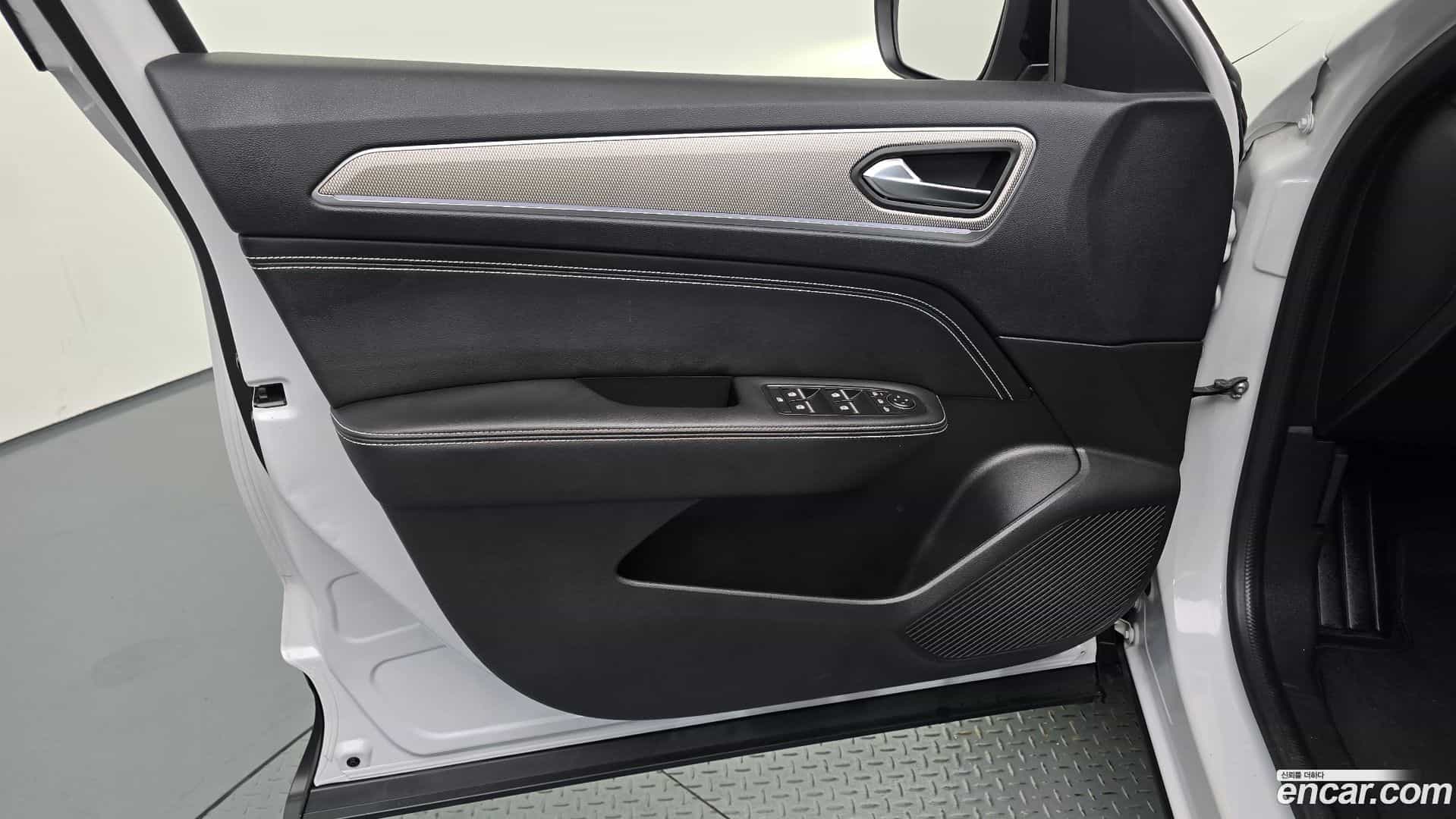 XM3 Renault Korea 2022.8-INNER-034