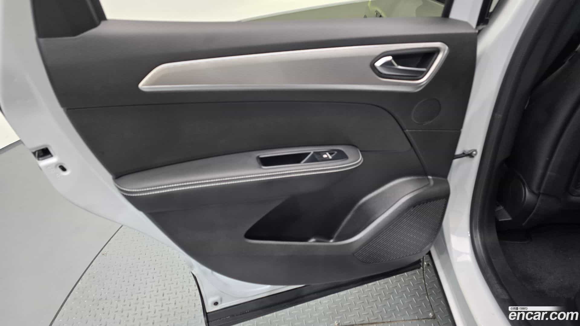 XM3 Renault Korea 2022.8-INNER-035