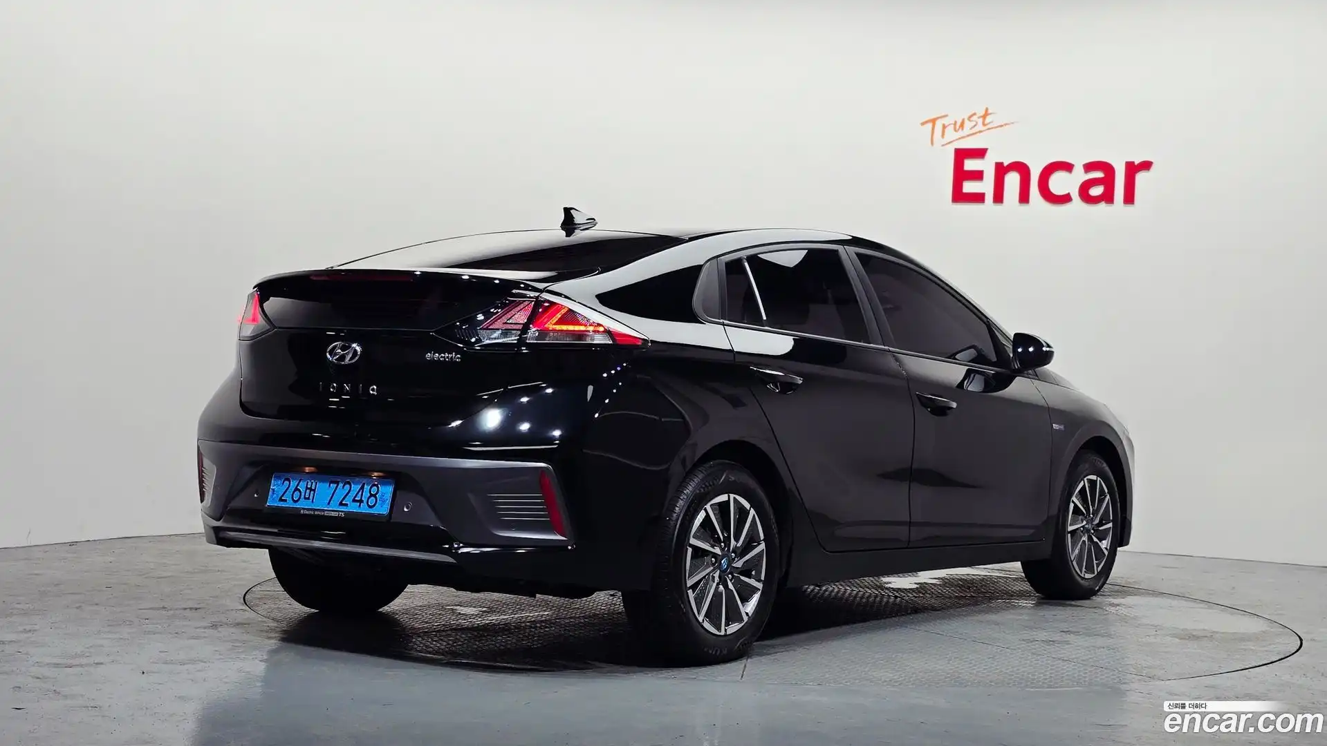 Ioniq Hyundai 2020.4-OUTER-002