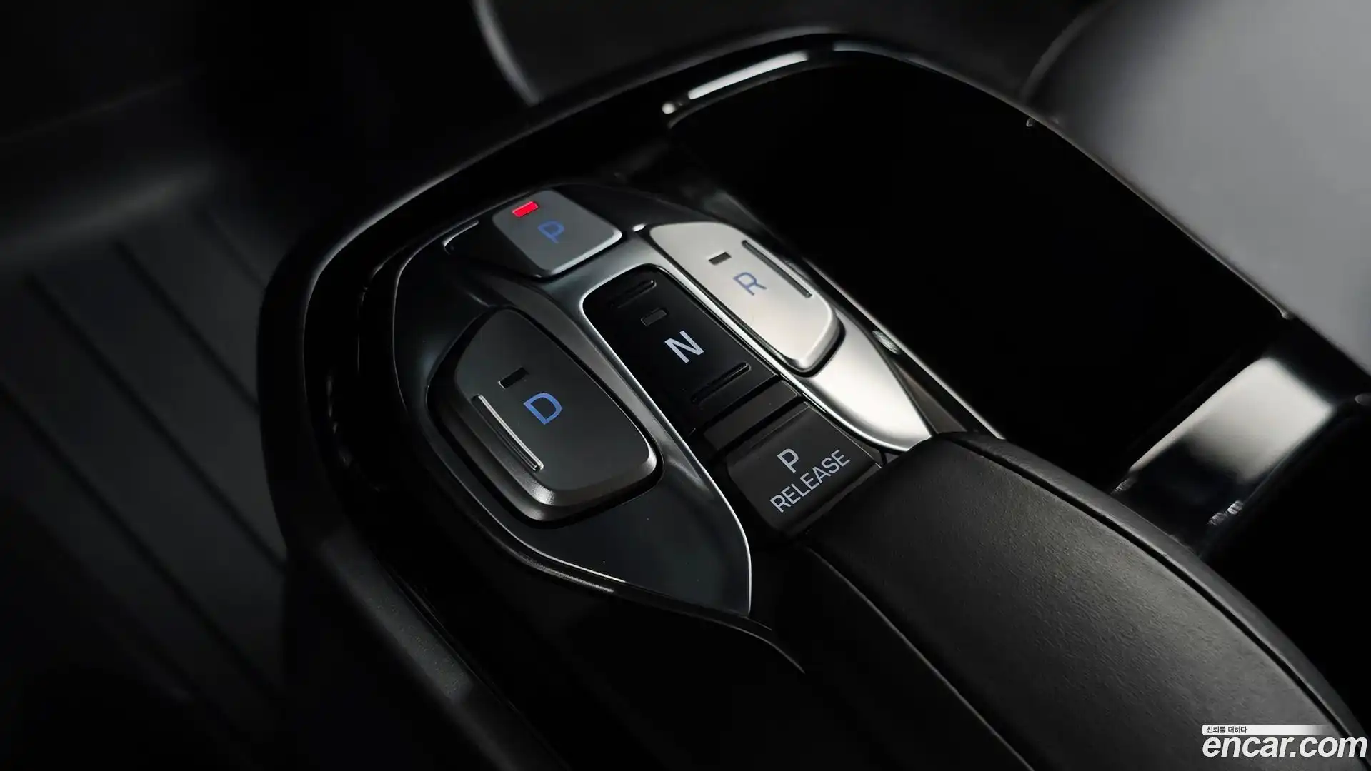 Ioniq Hyundai 2020.4-INNER-009