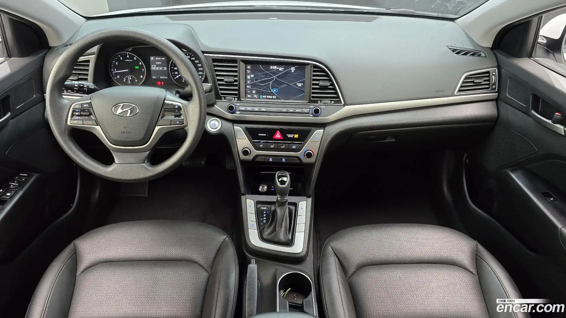 AVANTE Hyundai 2018.1-INNER-007