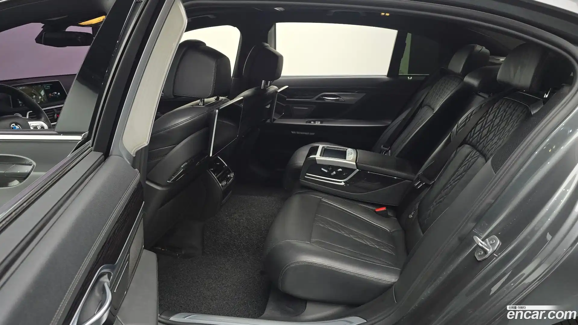 7-Series BMW 2017.3-OPTION-016