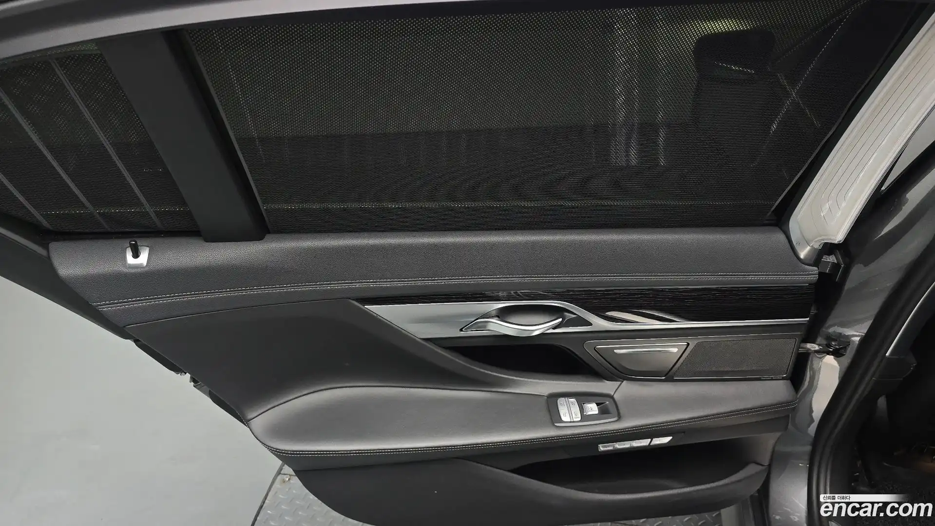 7-Series BMW 2017.3-INNER-035