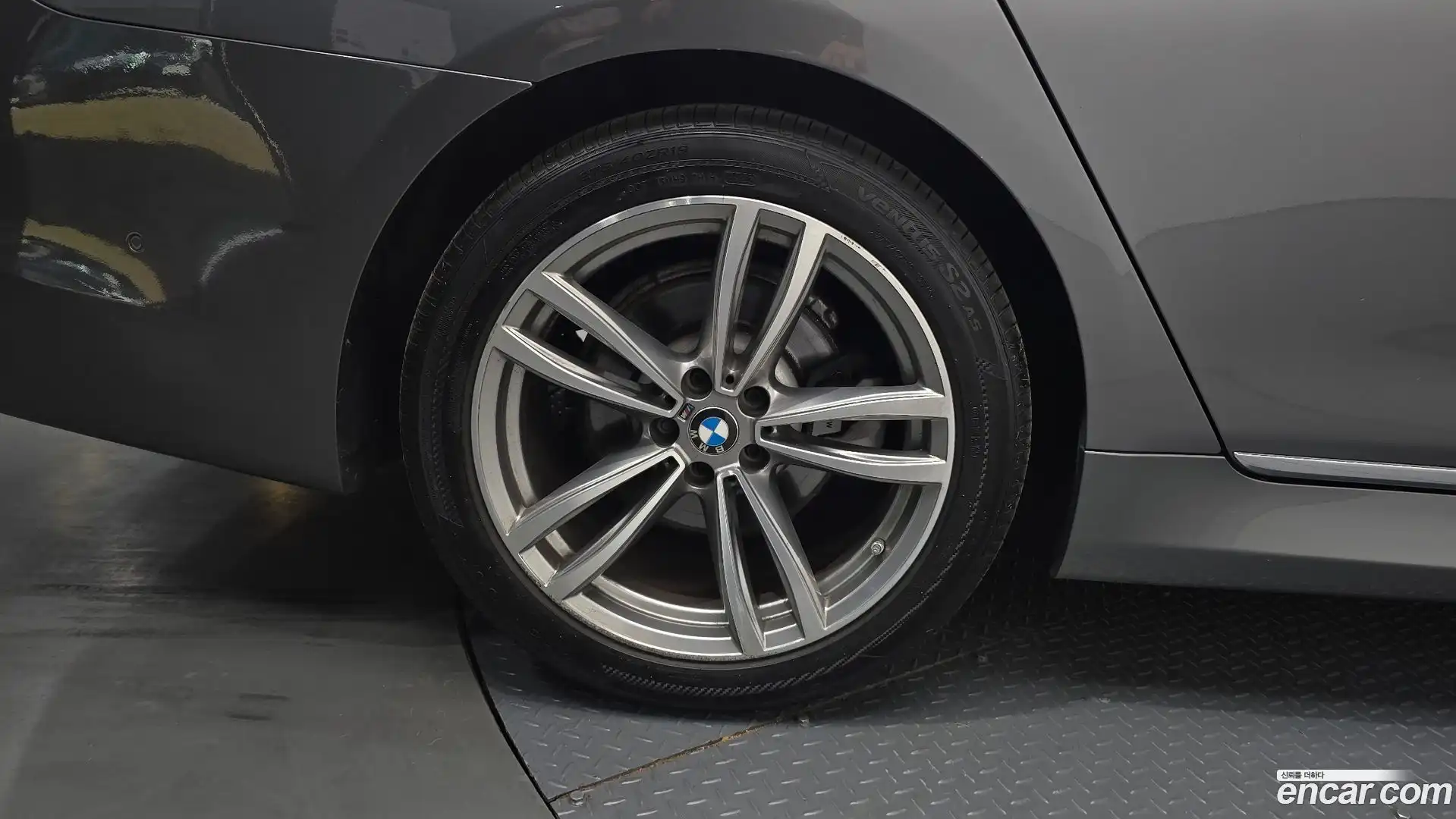 7-Series BMW 2017.3-OPTION-049