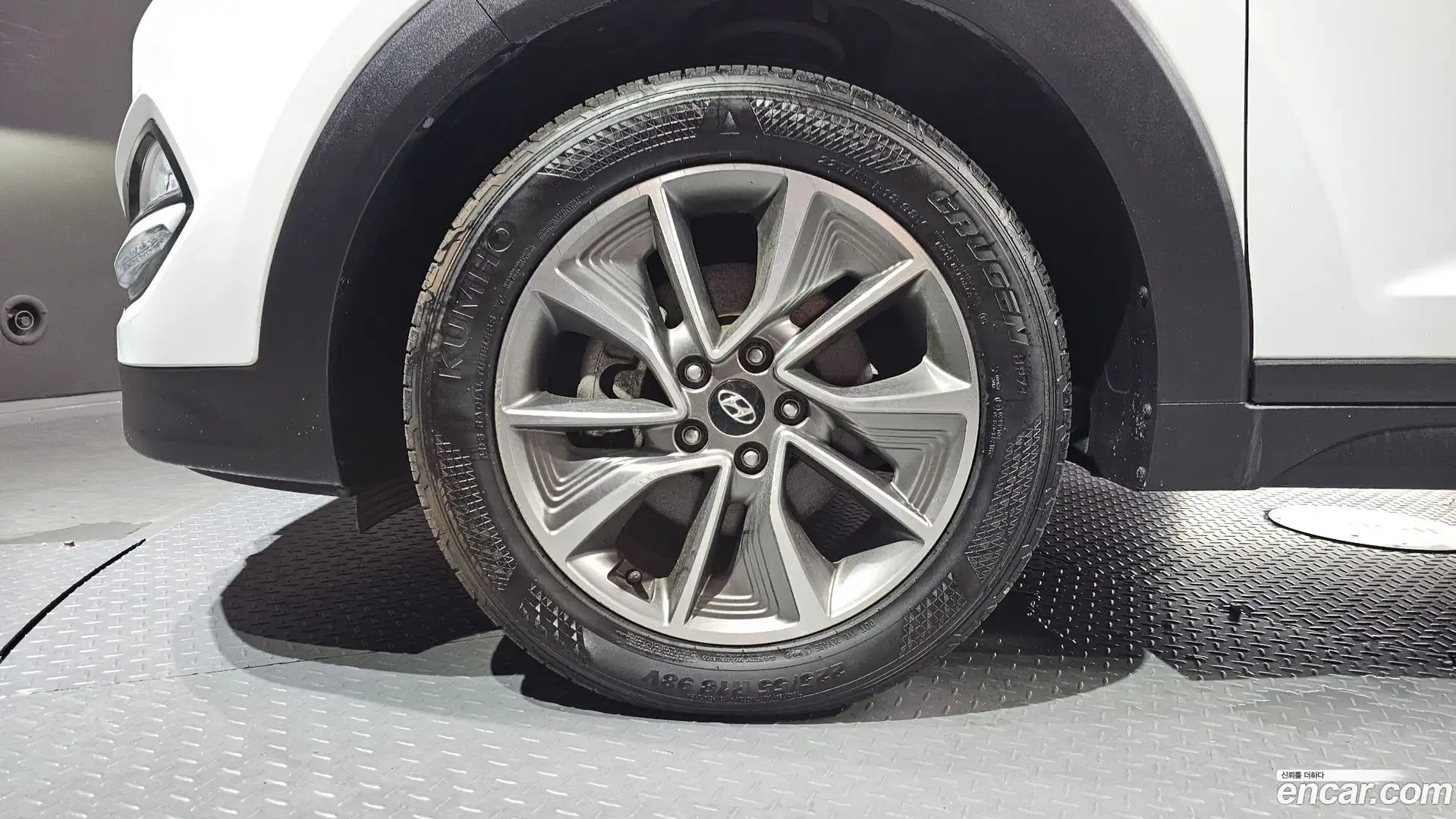 Tucson Hyundai 2017.10-OUTER-005