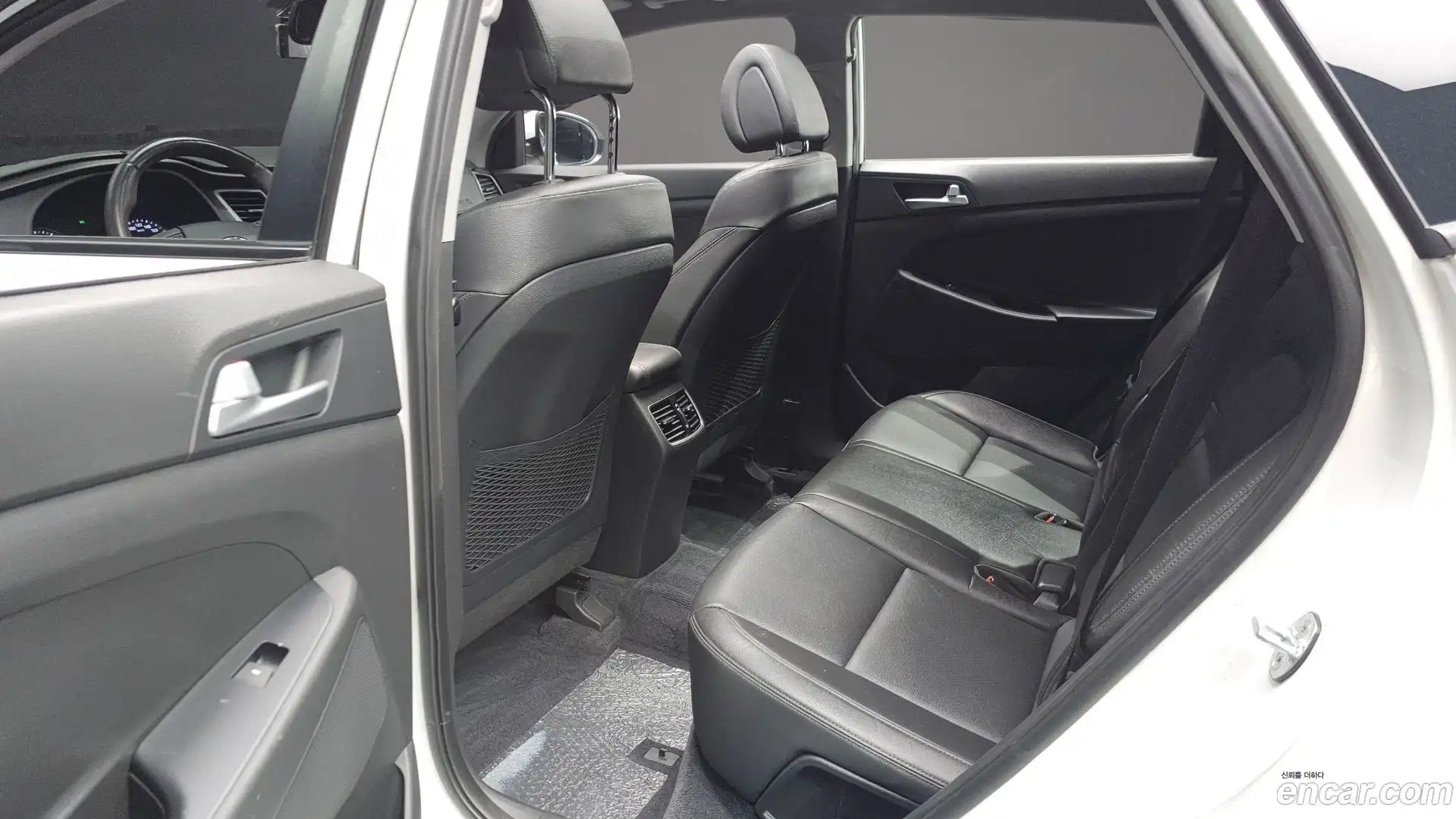 Tucson Hyundai 2017.10-OPTION-015