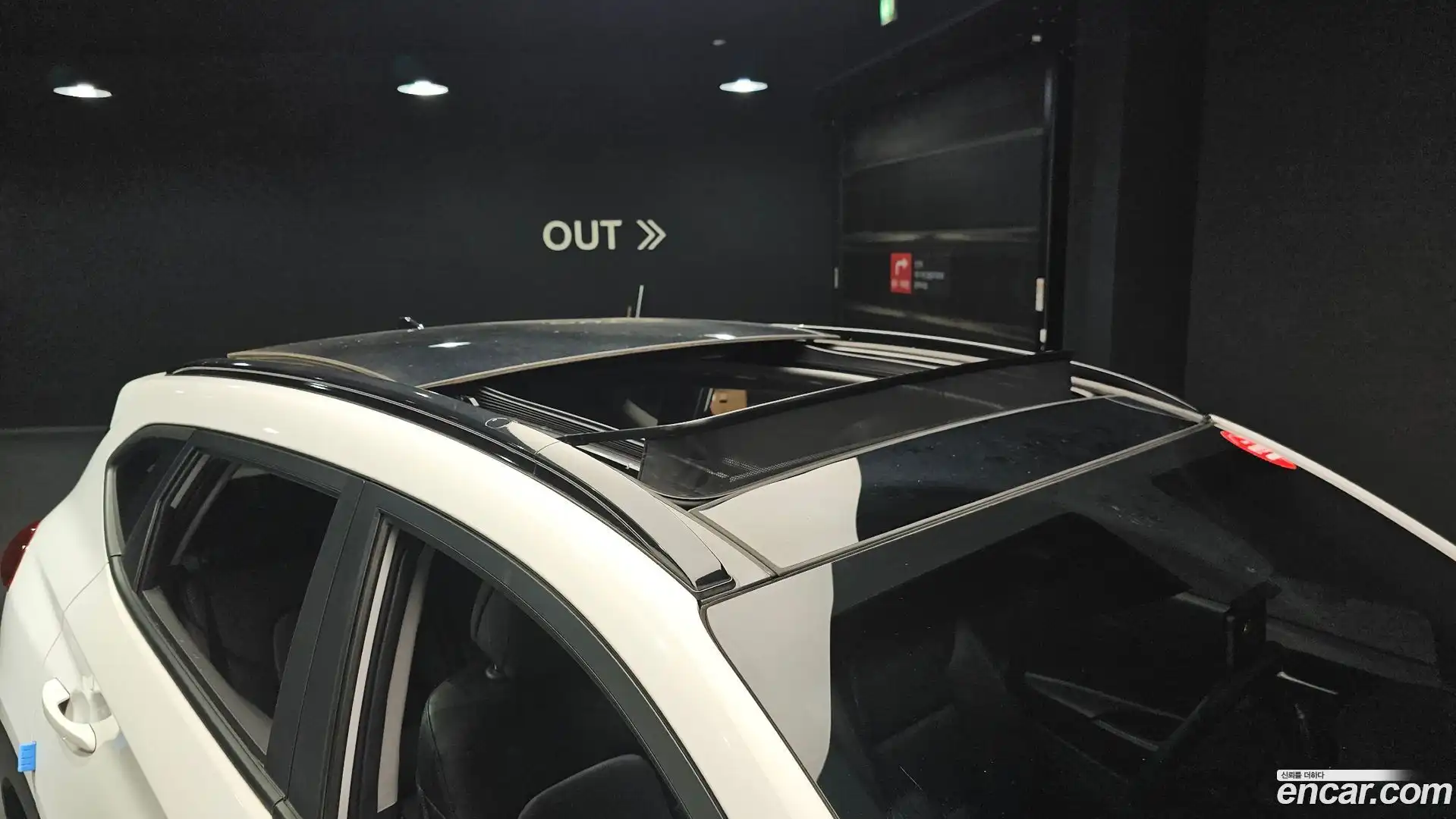 Tucson Hyundai 2017.10-OPTION-024