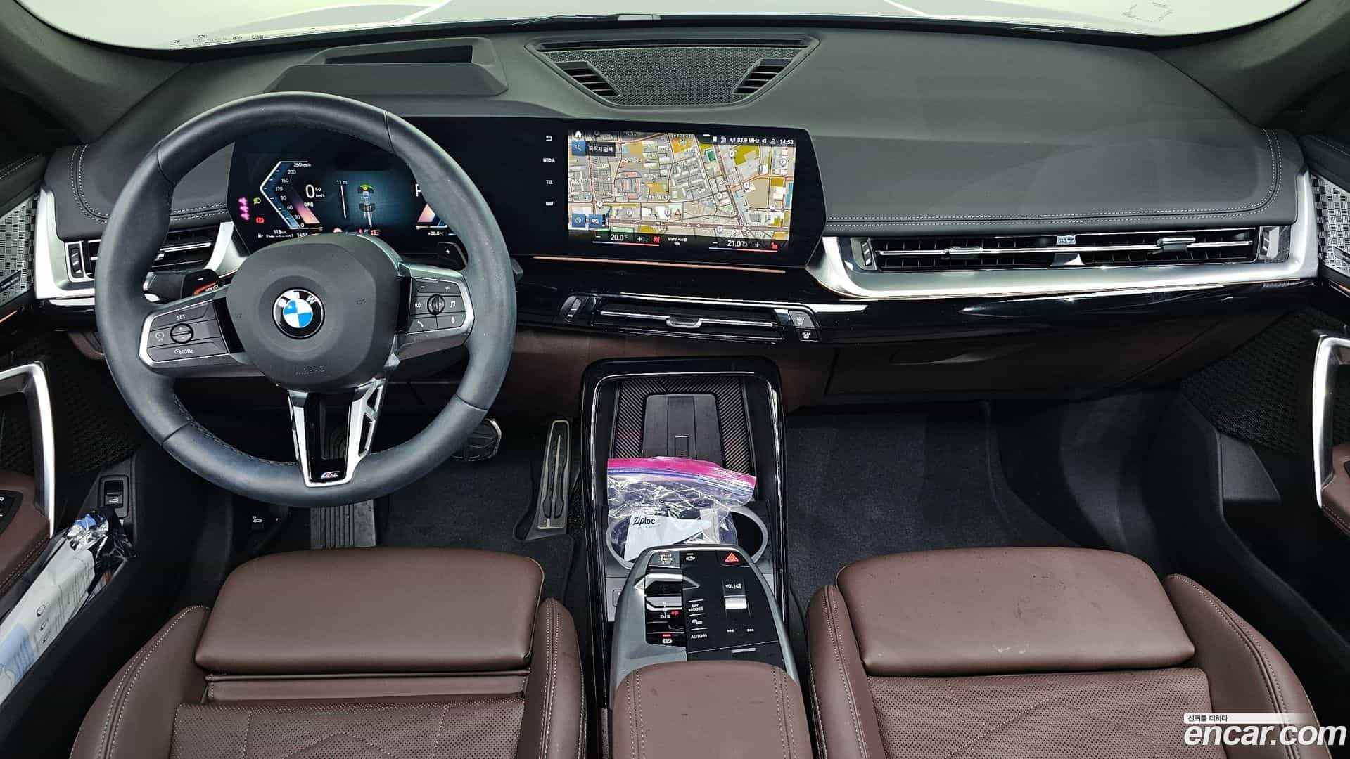 X1 BMW 2023.10-INNER-007