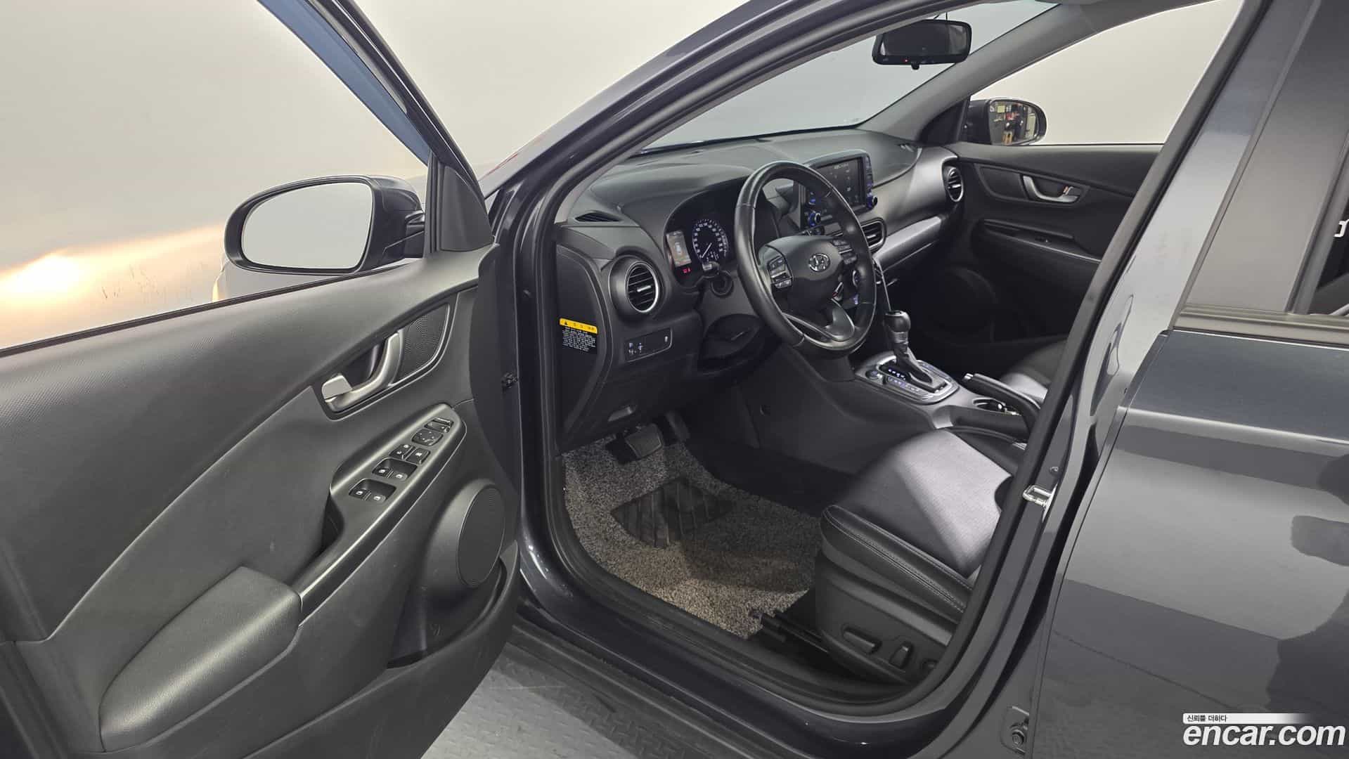 Kona Hyundai 2017.9-INNER-010