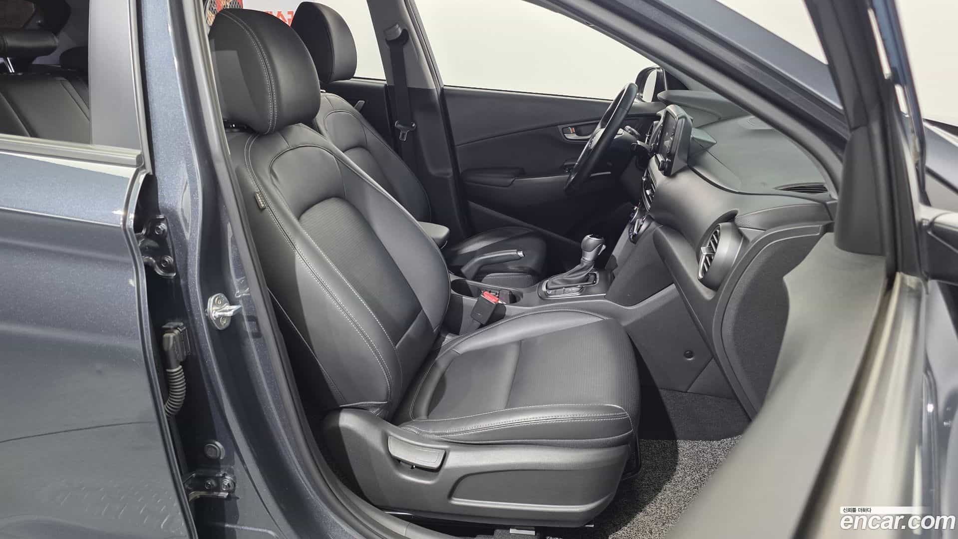 Kona Hyundai 2017.9-INNER-036