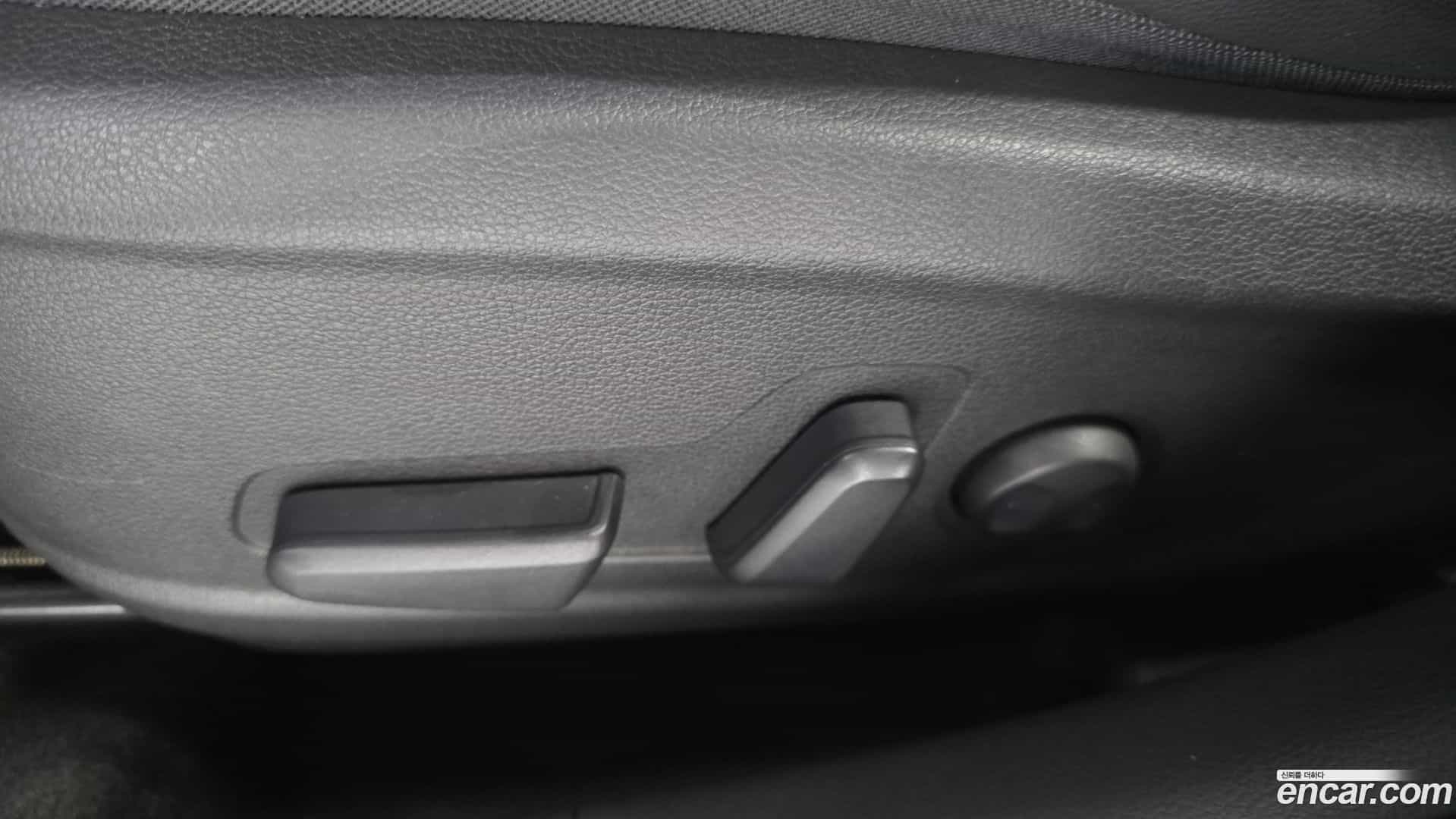 Kona Hyundai 2017.9-OPTION-044