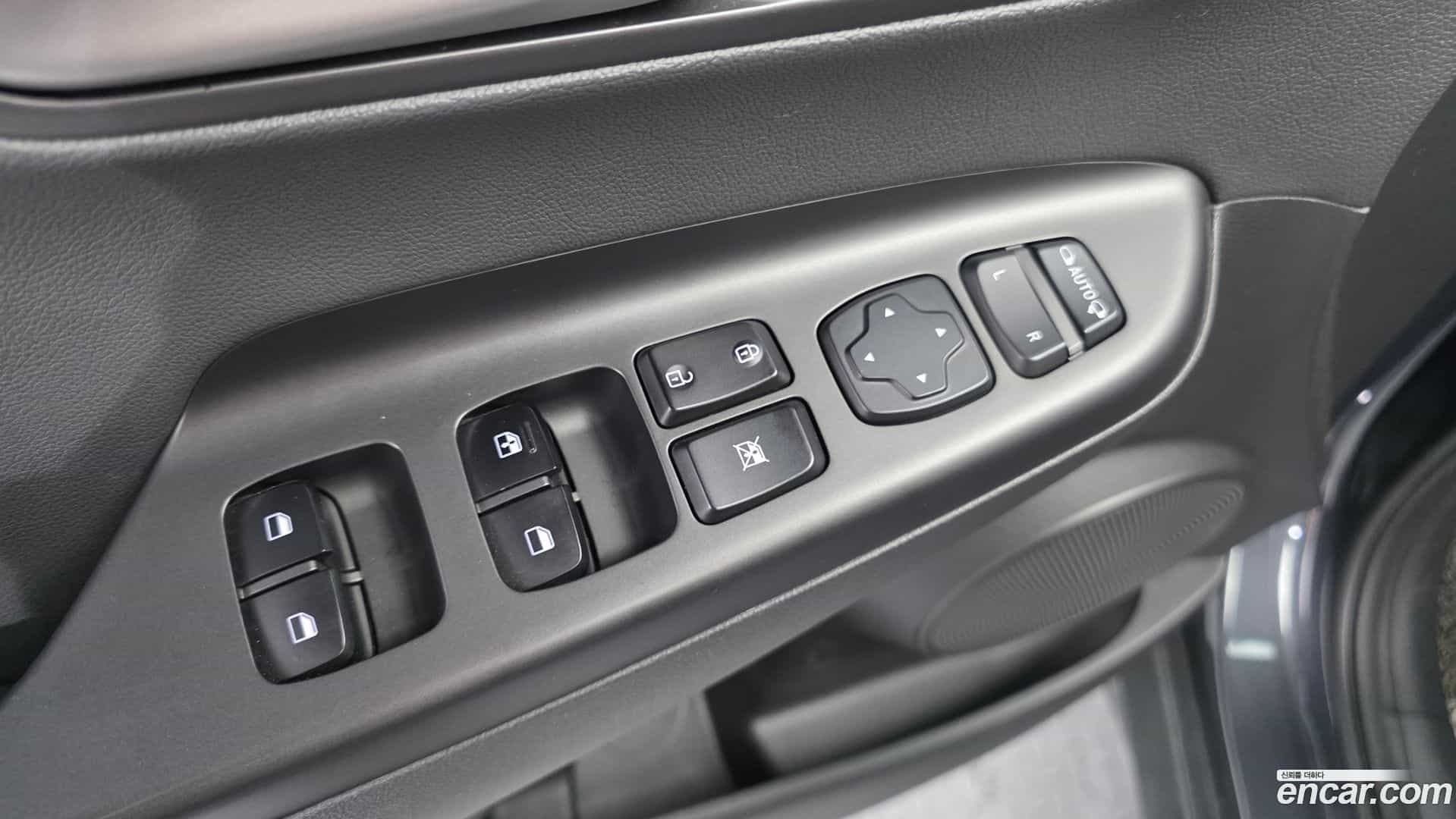 Kona Hyundai 2017.9-OPTION-047