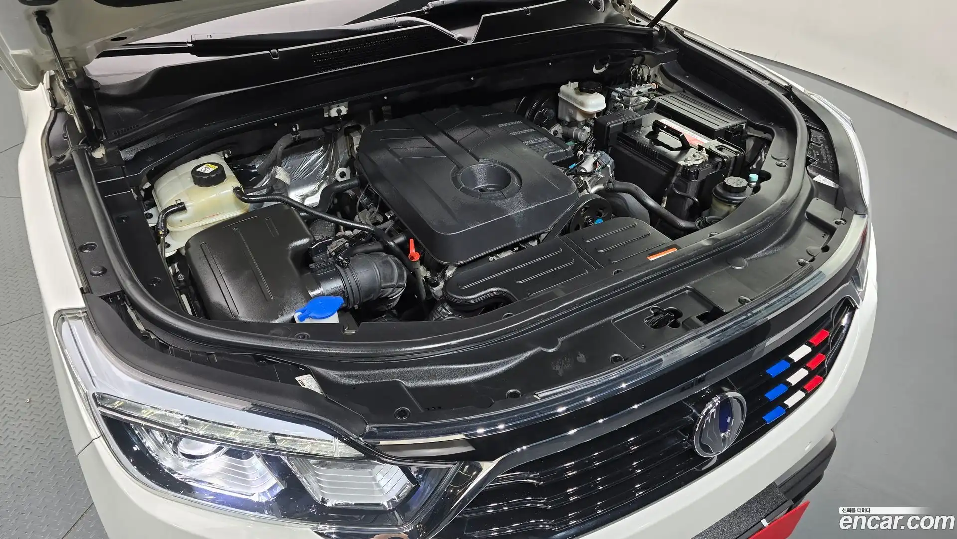 Rexton KG Mobility 2017.10-OUTER-006