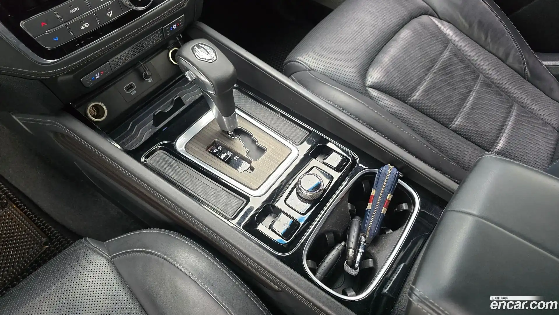 Rexton KG Mobility 2017.10-INNER-009