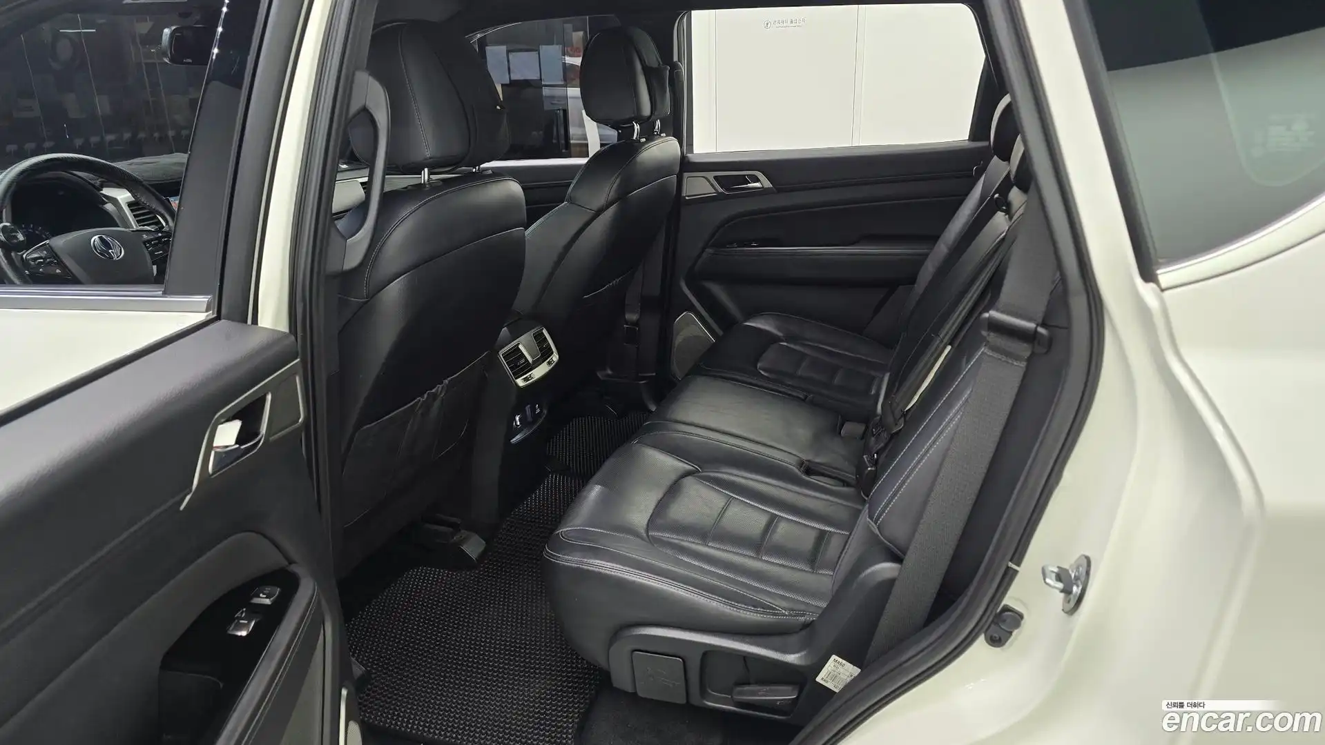 Rexton KG Mobility 2017.10-OPTION-016
