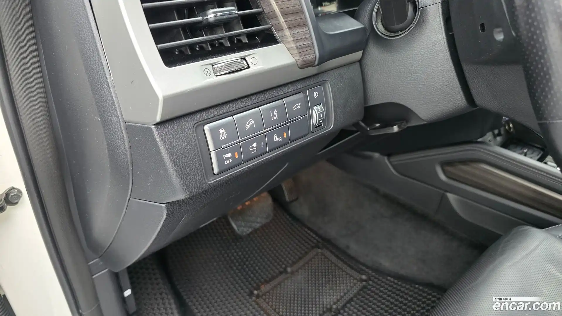 Rexton KG Mobility 2017.10-OPTION-040