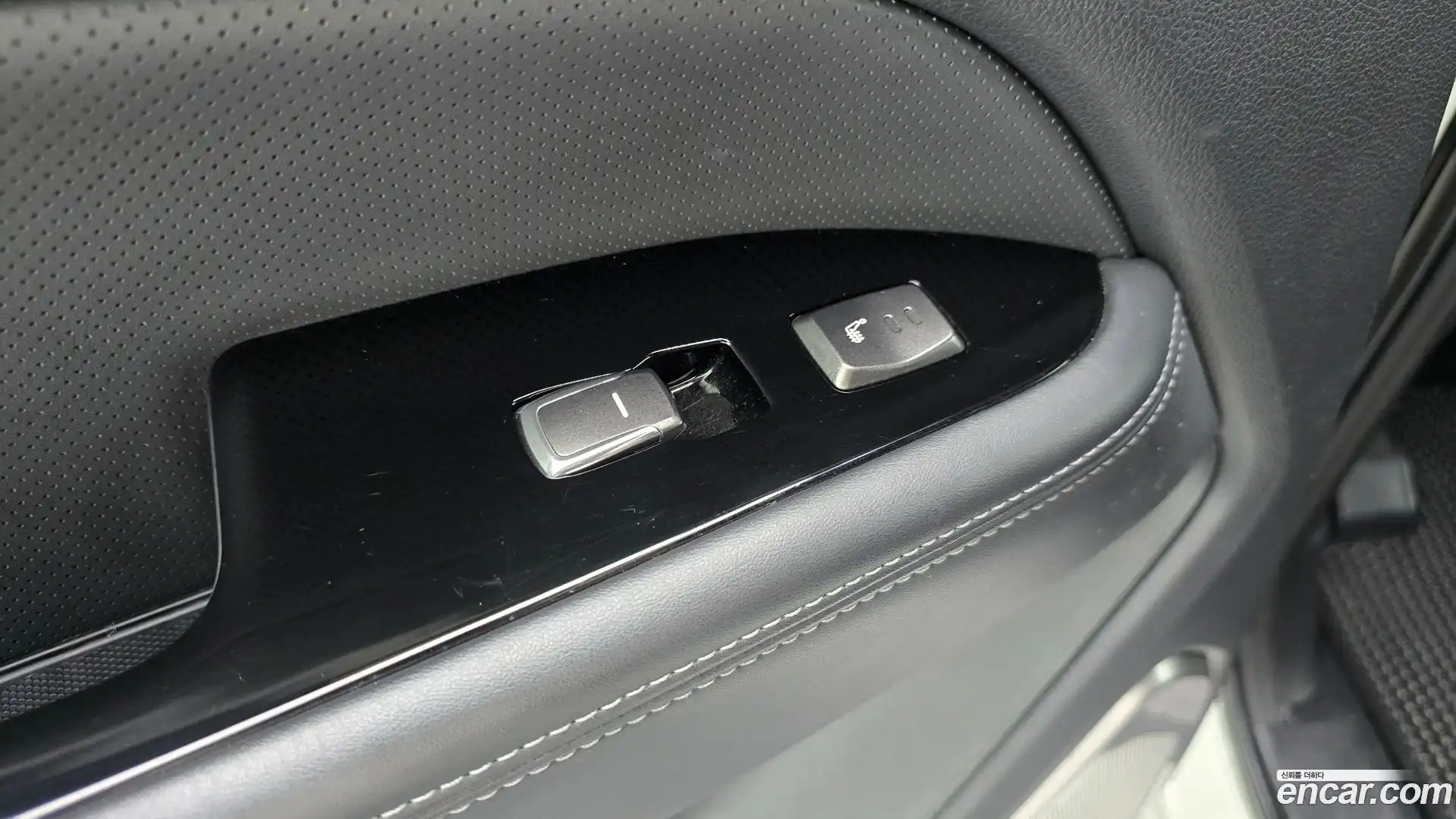 Rexton KG Mobility 2017.10-OPTION-043