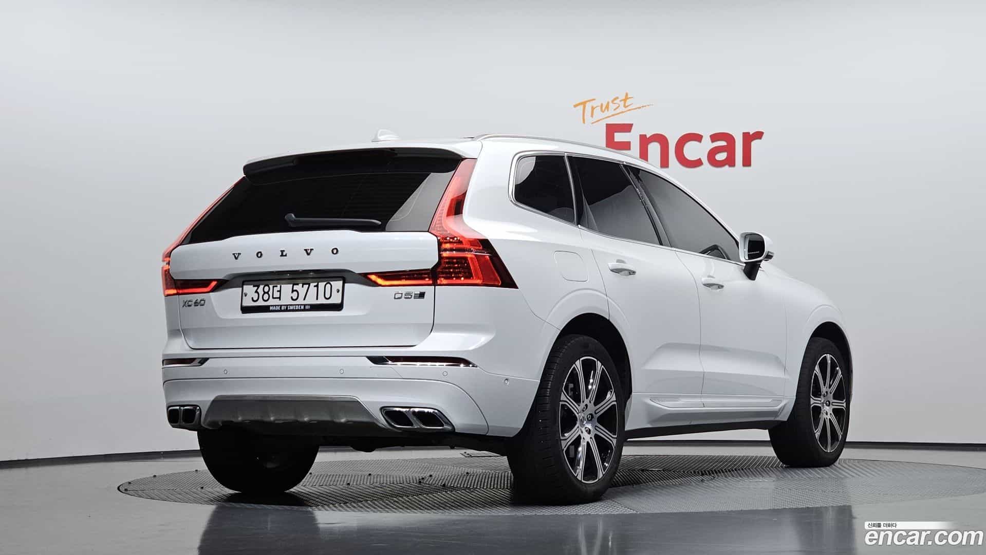 XC60 Volvo 2019.7-OUTER-002
