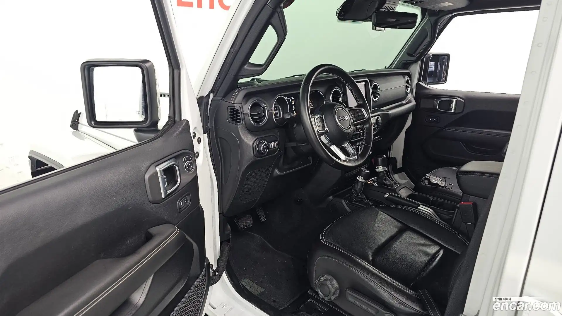 Wrangler Jeep 2021.2-INNER-010