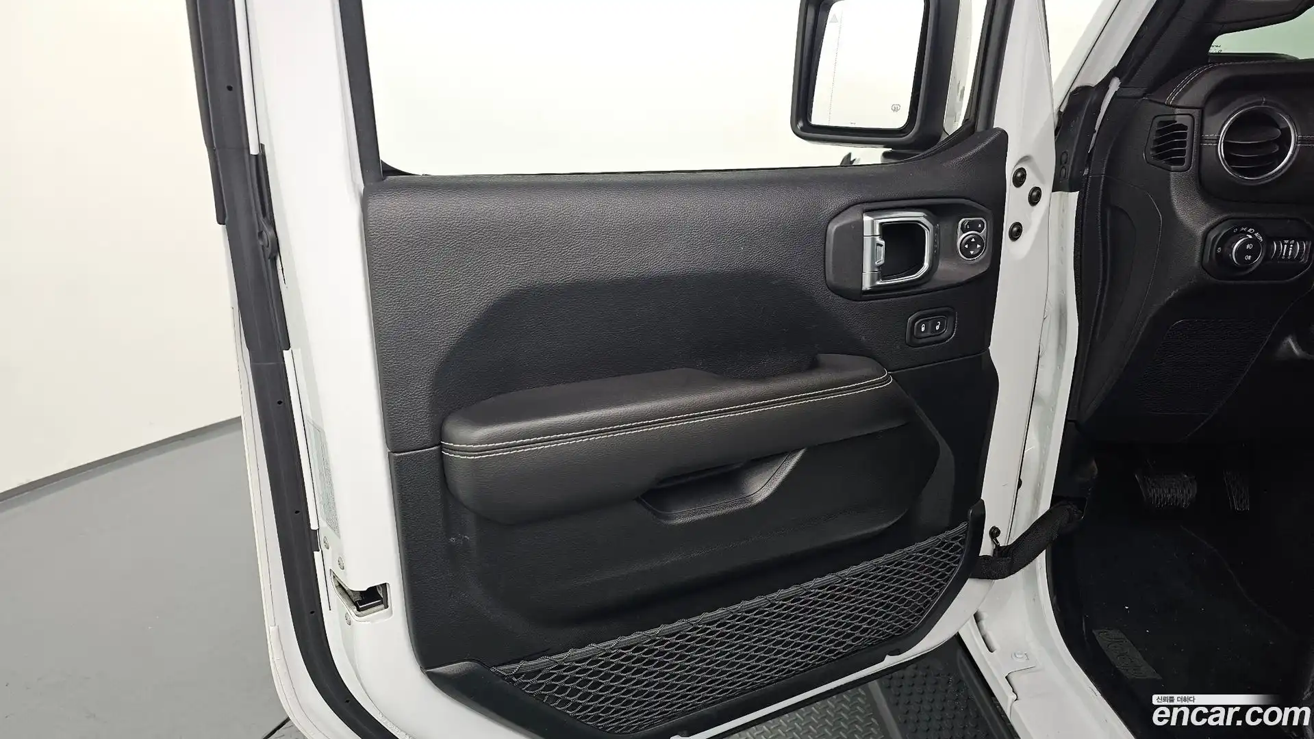 Wrangler Jeep 2021.2-INNER-034