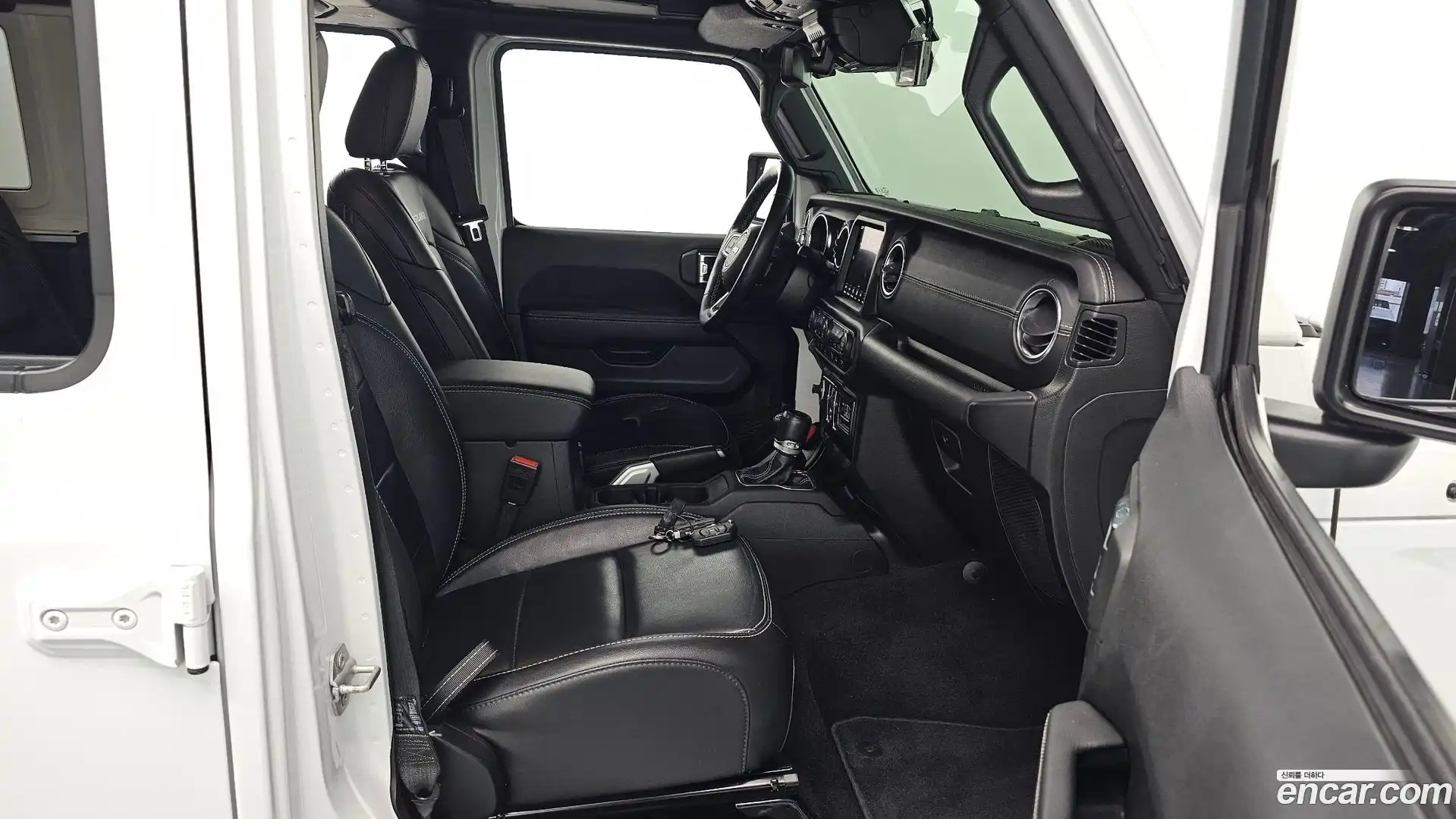 Wrangler Jeep 2021.2-INNER-036