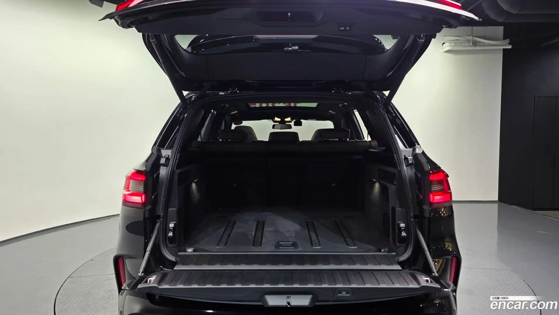 X5M BMW 2023.5-OPTION-024