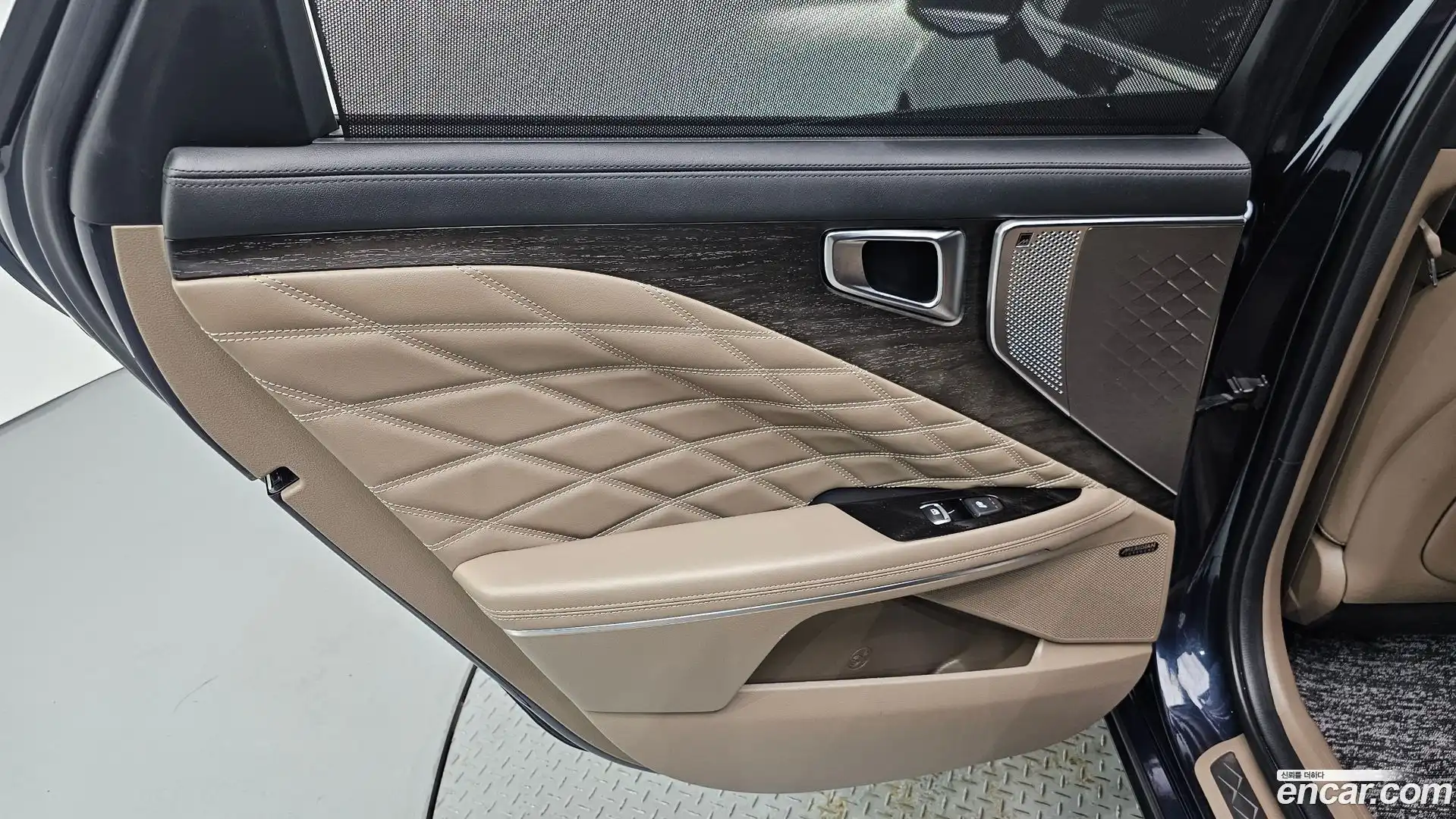 K8 Kia 2022.6-INNER-035