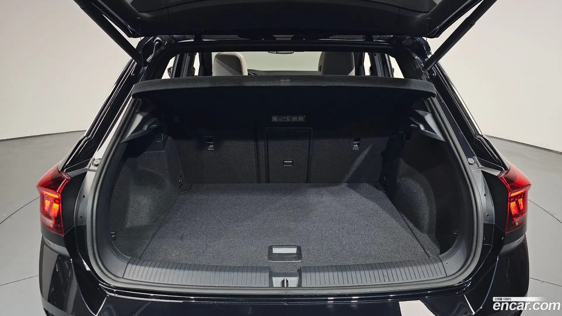 T-Roc Volkswagen 2021.1-OPTION-024