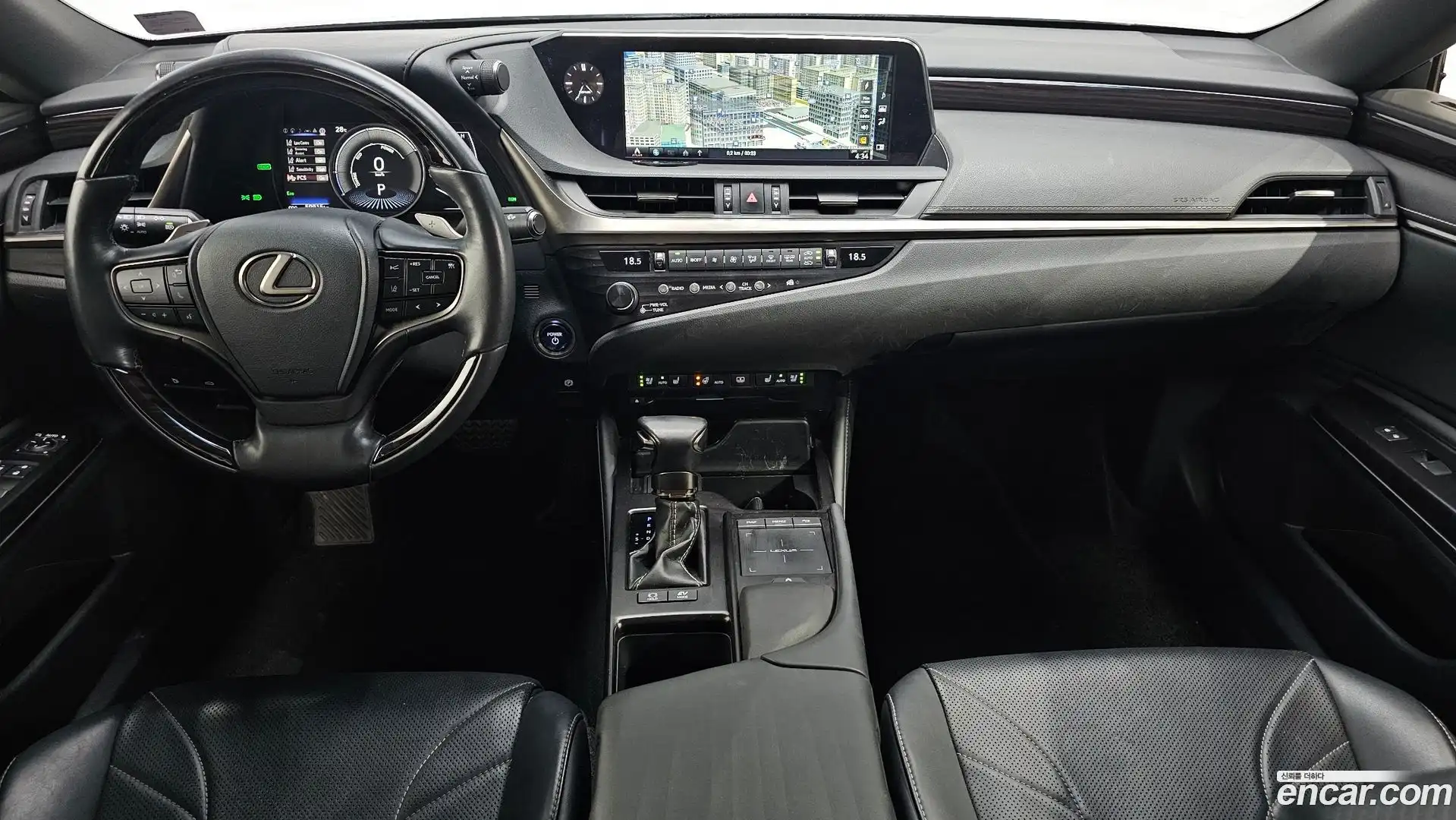 ES Lexus 2018.10-INNER-007