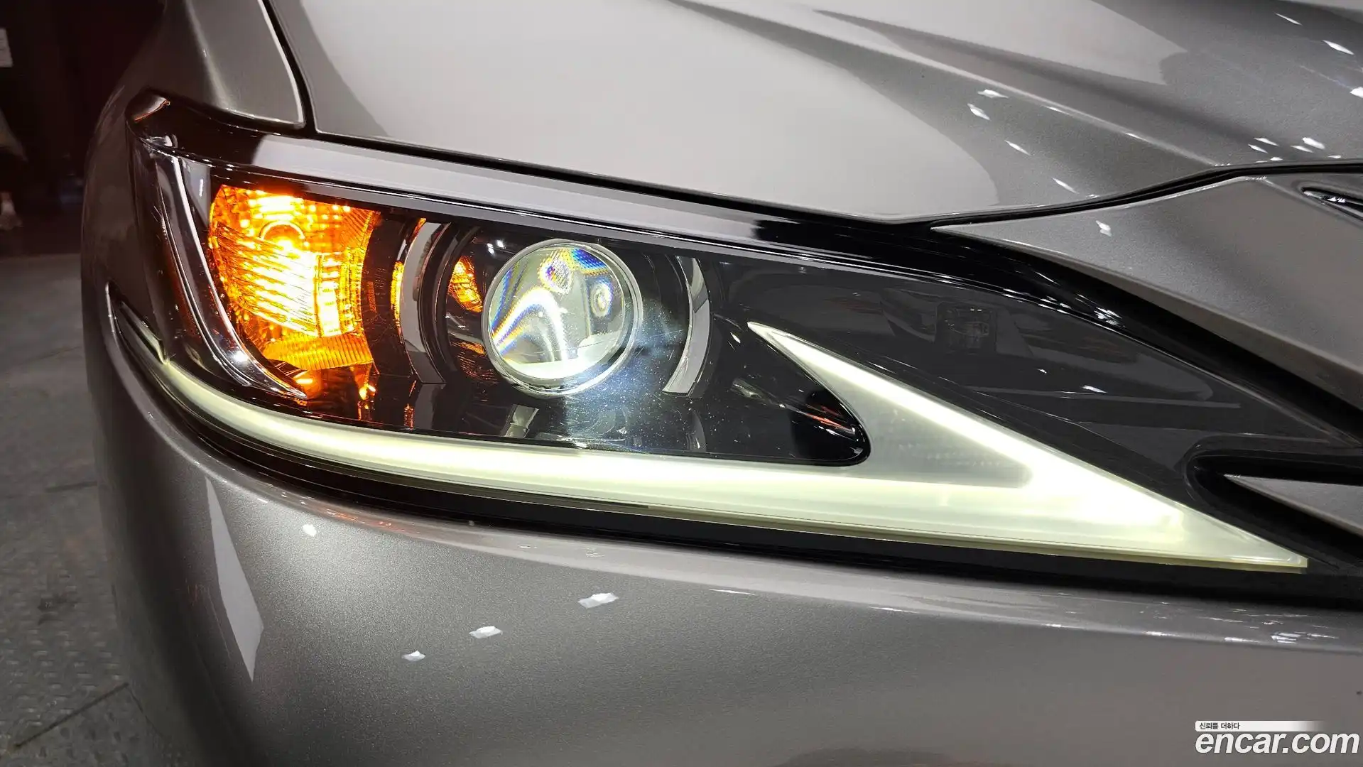 ES Lexus 2018.10-OUTER-032