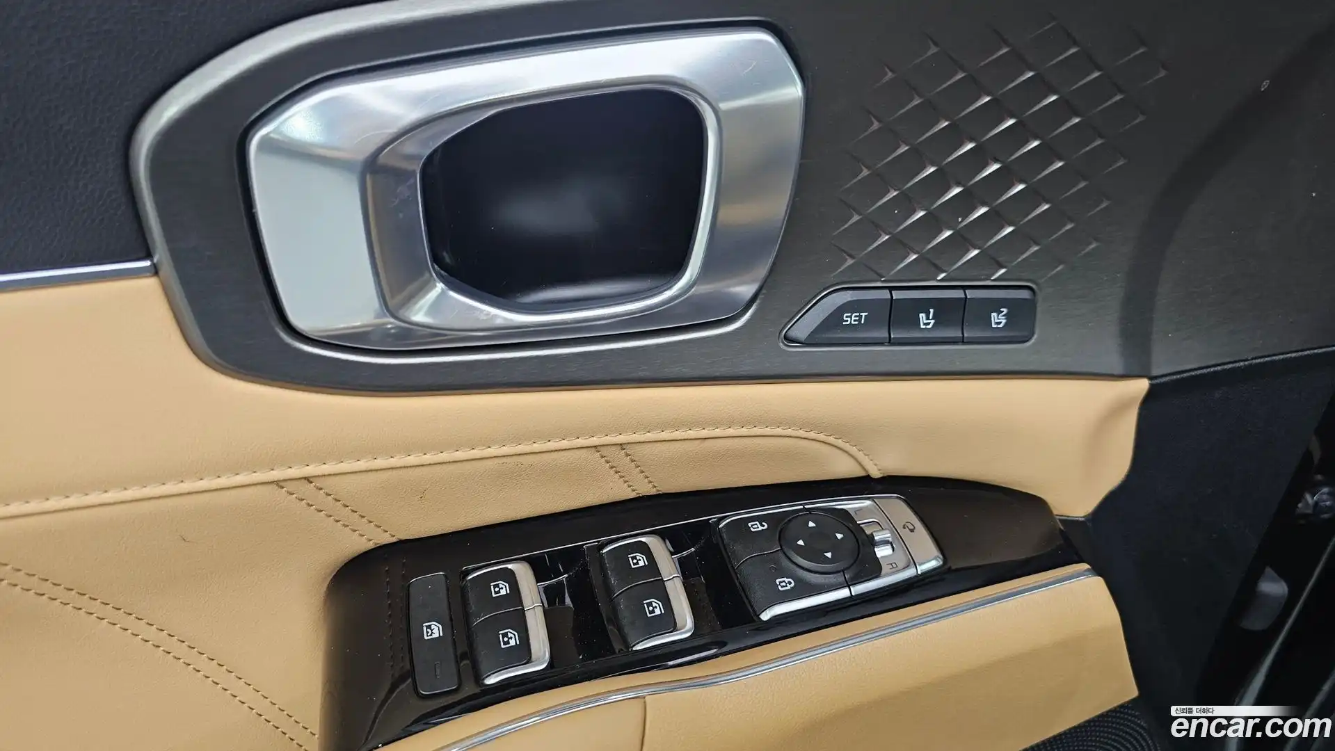Sorento Kia 2023.3-OPTION-022