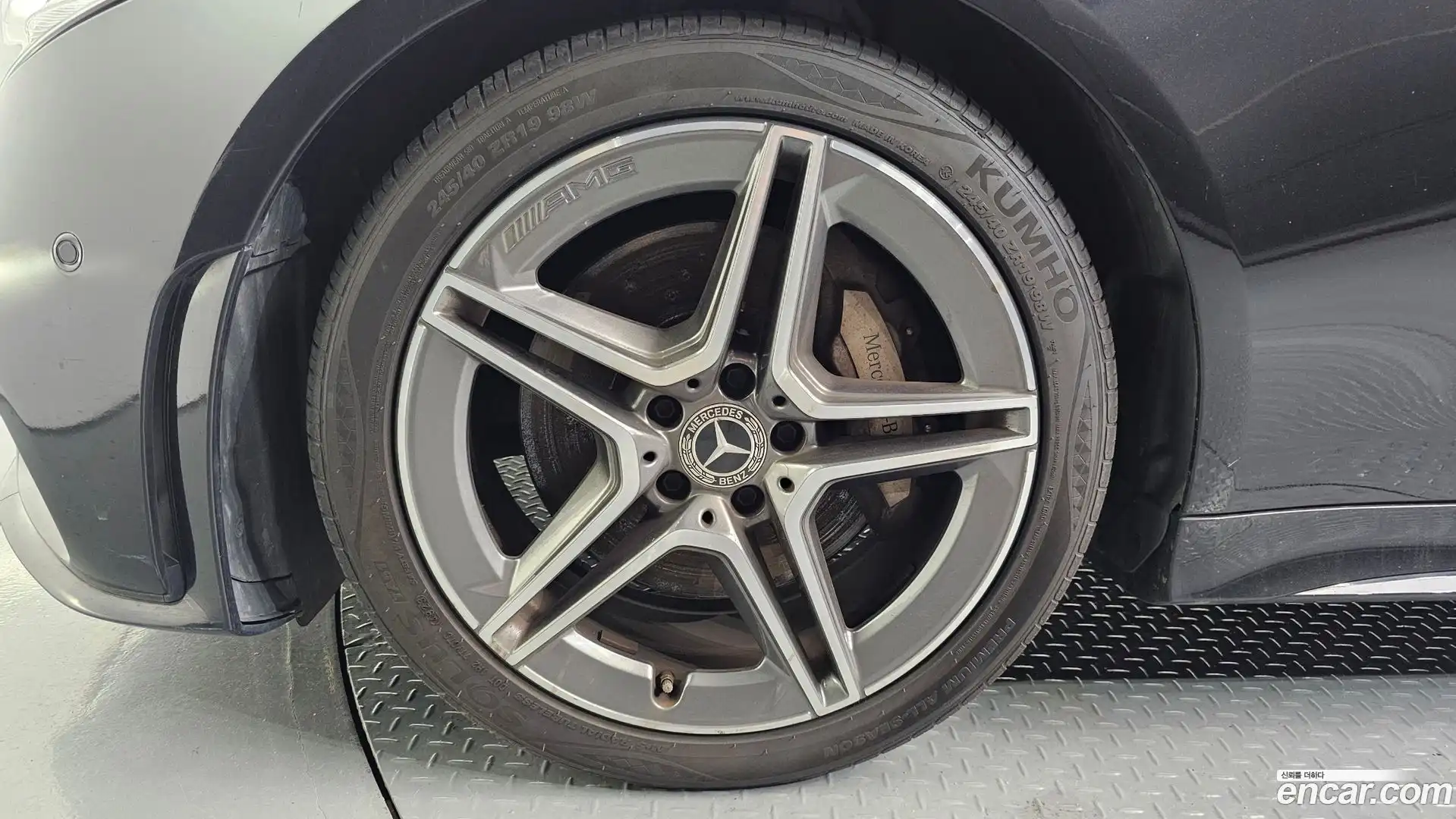 CLS-Class Mercedes-Benz 2019.11-OUTER-005