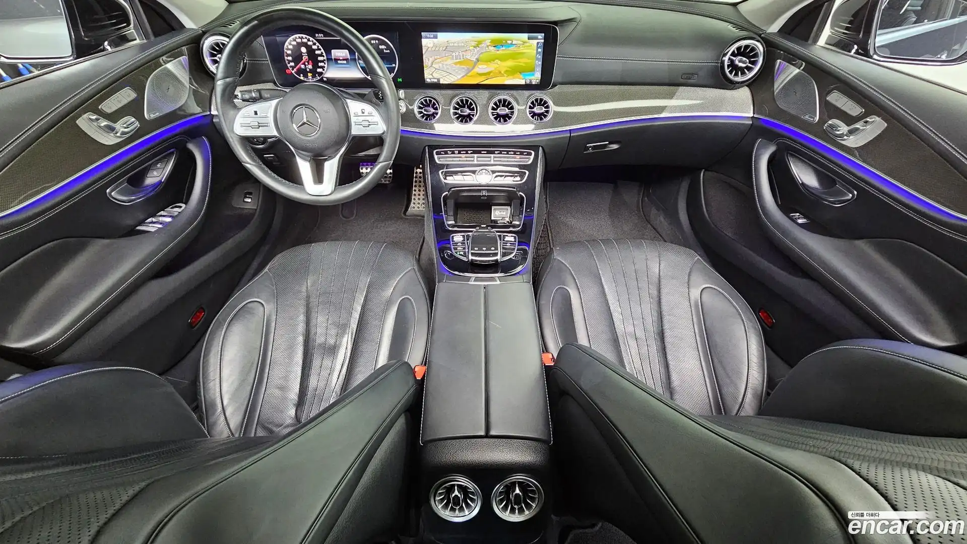 CLS-Class Mercedes-Benz 2019.11-INNER-007