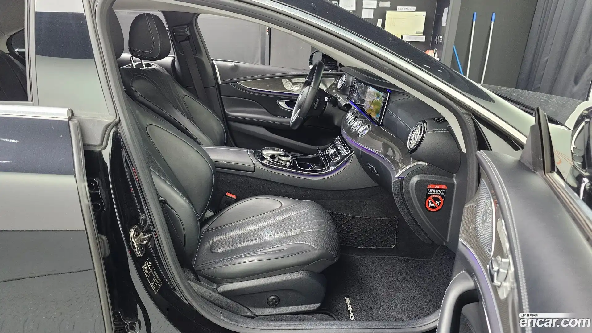 CLS-Class Mercedes-Benz 2019.11-OPTION-016