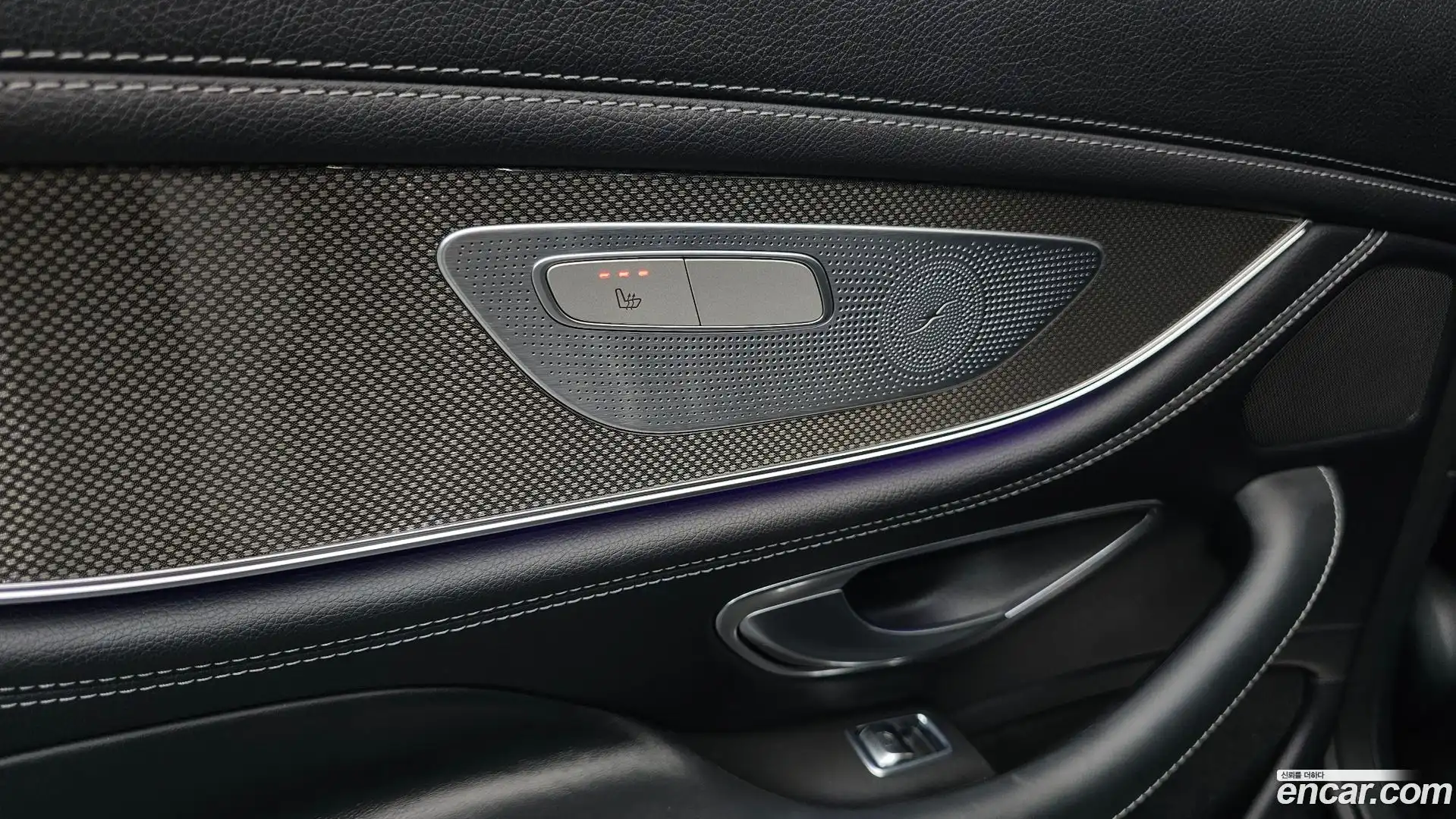 CLS-Class Mercedes-Benz 2019.11-OPTION-022