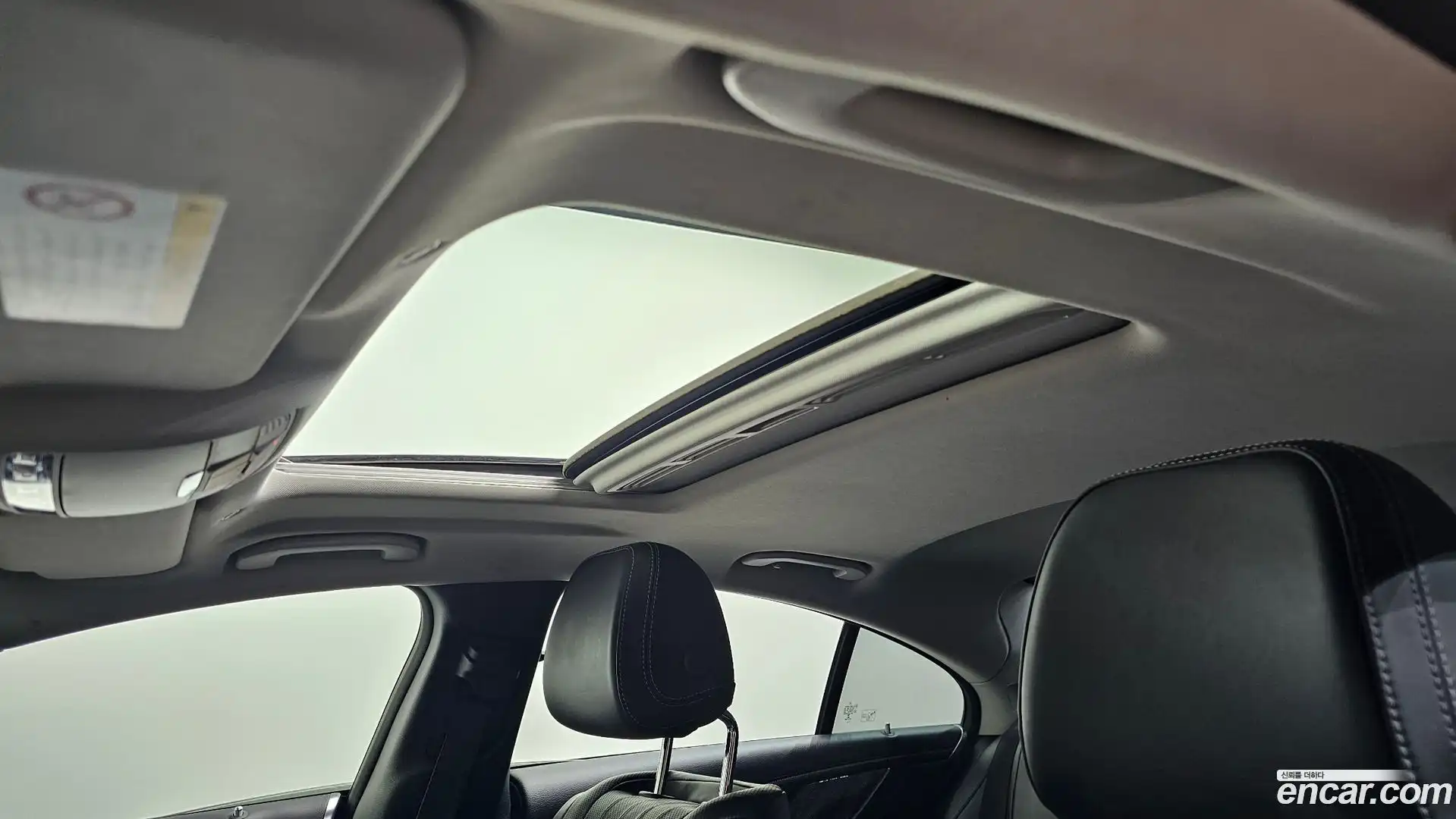 CLS-Class Mercedes-Benz 2019.11-OPTION-023