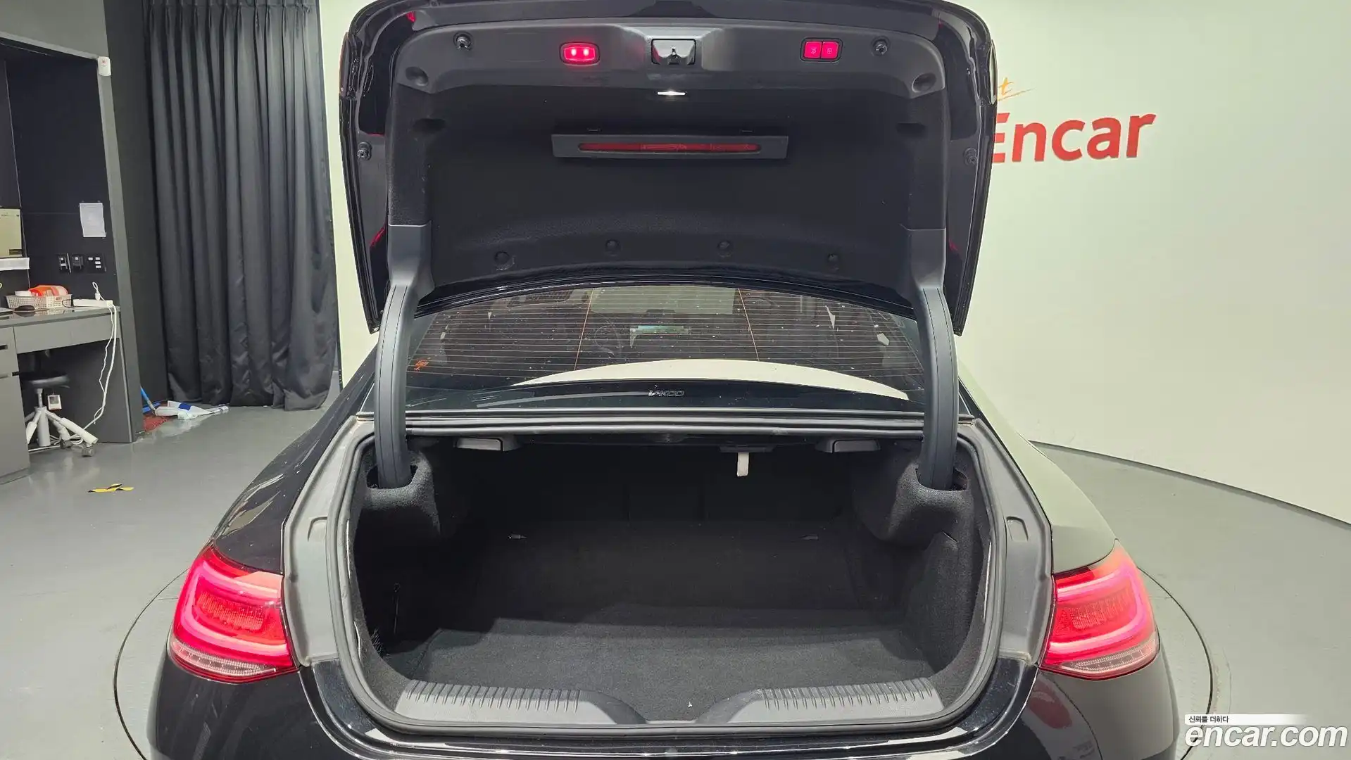 CLS-Class Mercedes-Benz 2019.11-OPTION-024