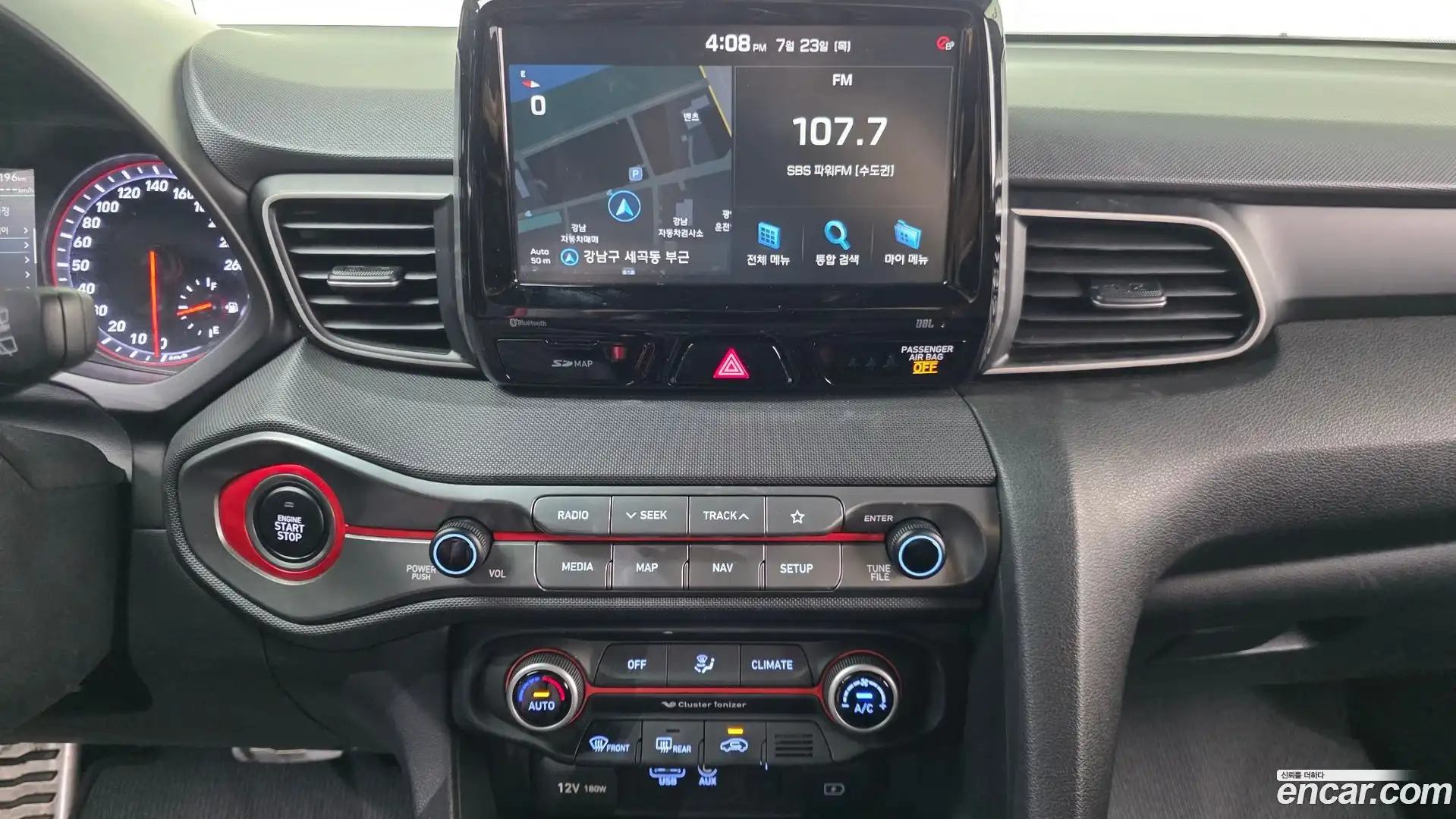 Veloster Hyundai 2018.11-OPTION-044