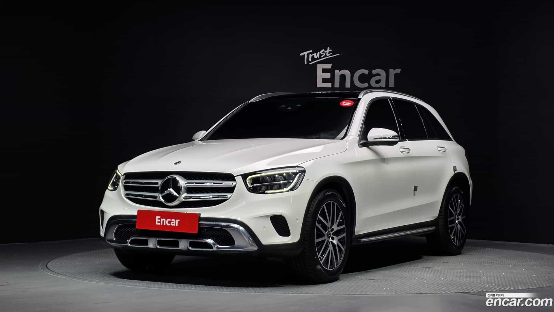 GLC-Class Mercedes-Benz 2020.2-OUTER-001