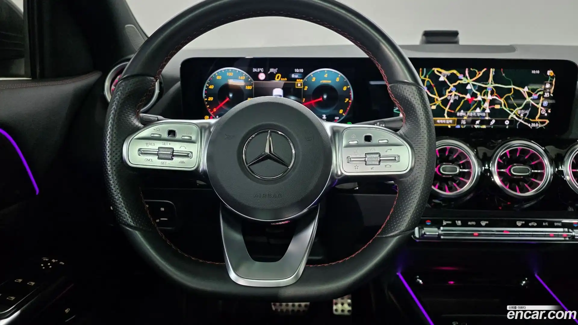 GLA-Class Mercedes-Benz 2023.0-OPTION-022