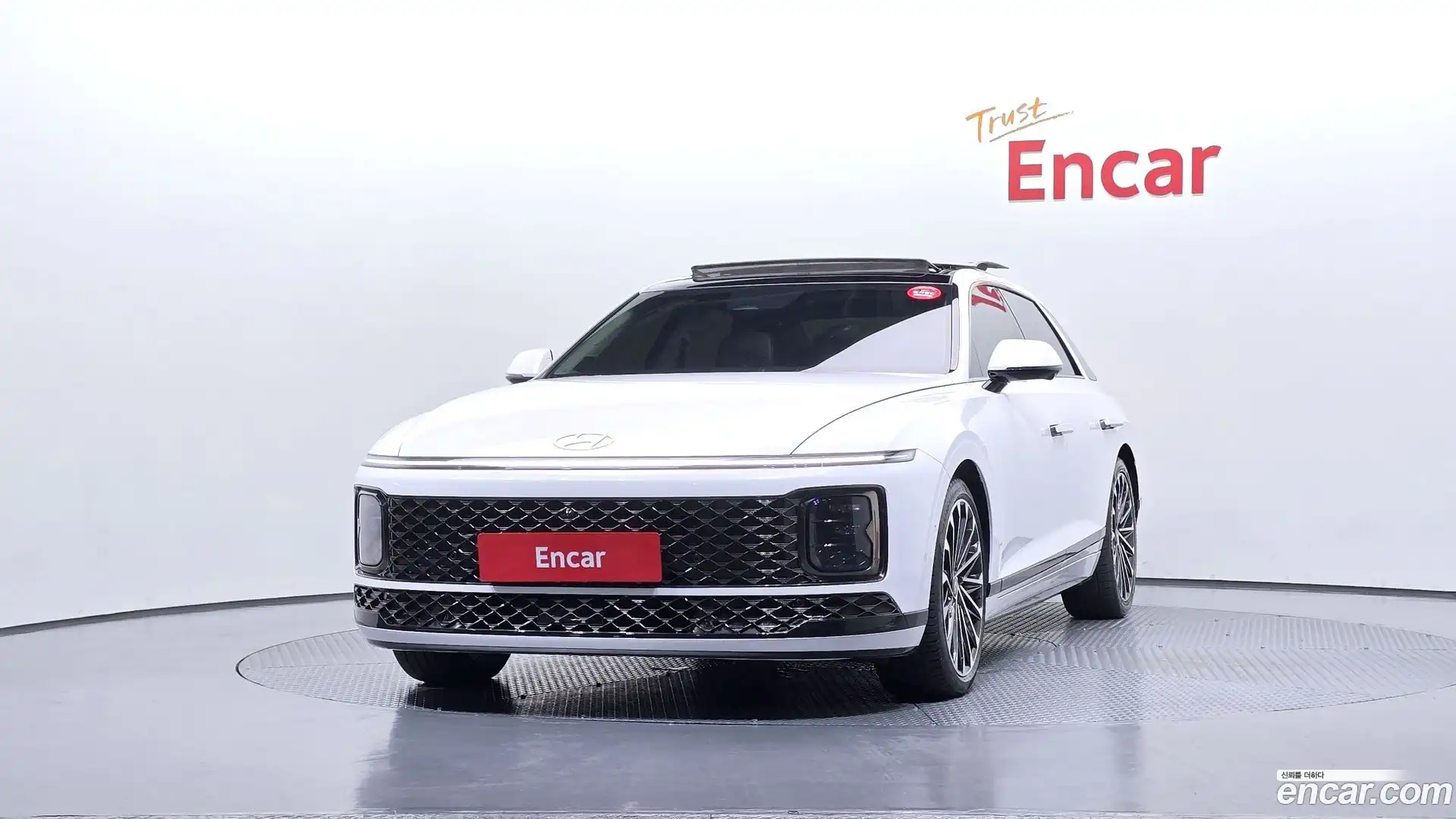Grandeur Hyundai 2023.9-OUTER-003