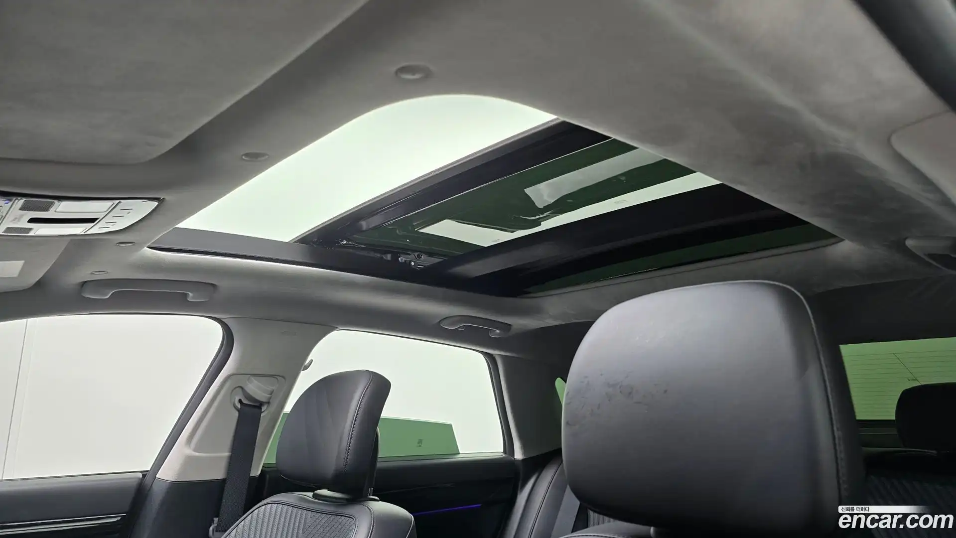 Grandeur Hyundai 2023.9-OPTION-021