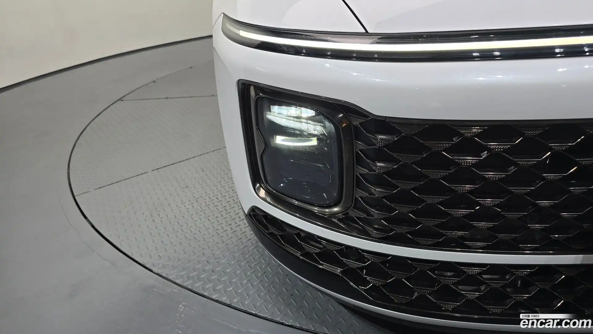 Grandeur Hyundai 2023.9-OUTER-032