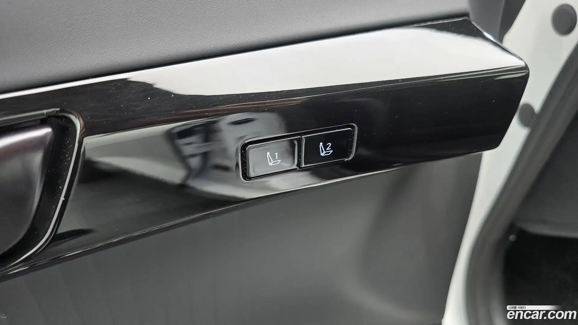 Grandeur Hyundai 2023.9-OPTION-051