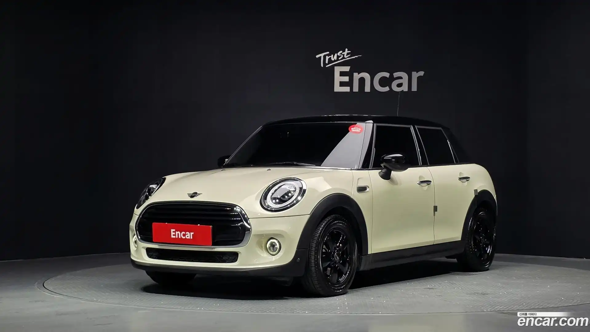 Cooper Mini 2020.4-OUTER-001